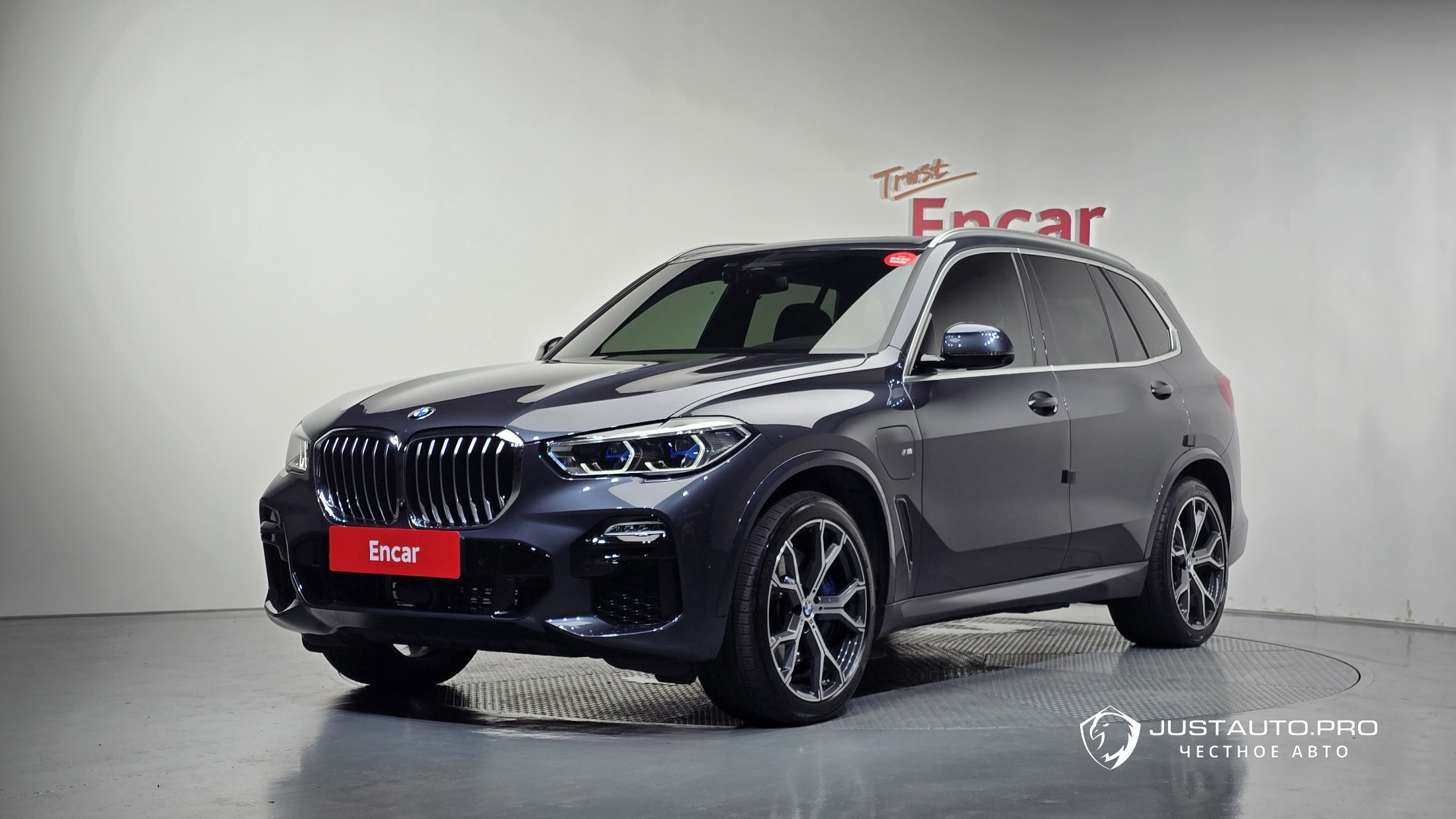 Автомобиль BMW X5