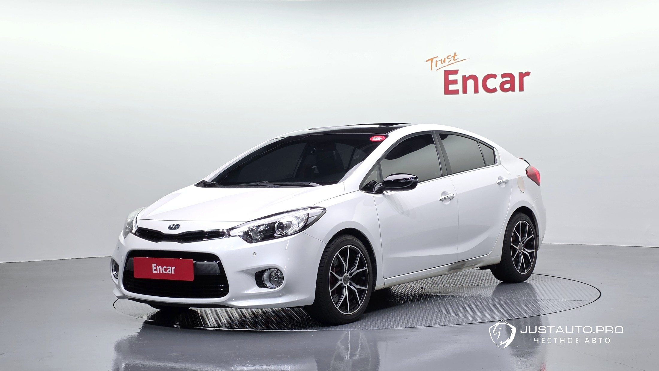 Автомобиль Kia K3