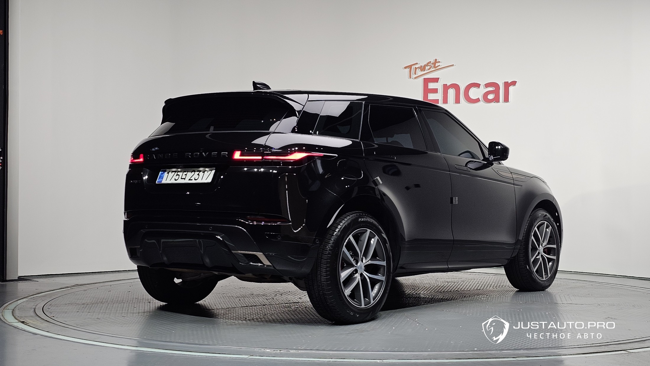 Автомобиль Land Rover Range Rover Evoque