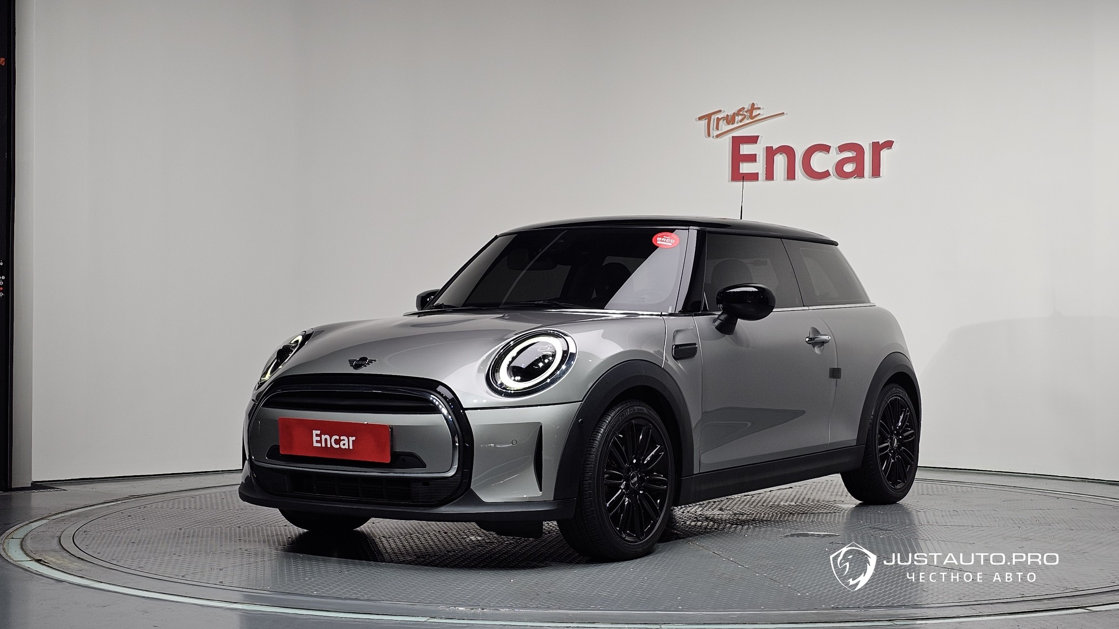 Автомобиль Mini Cooper