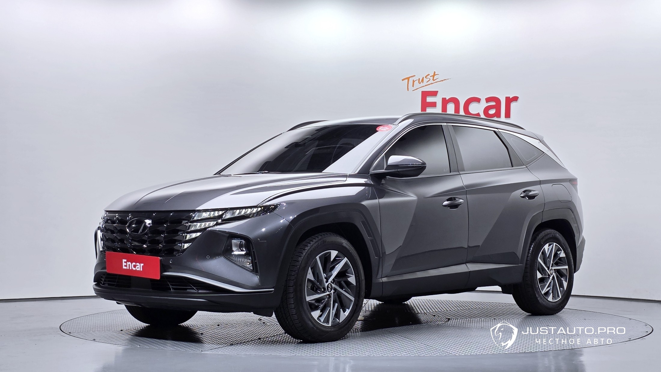 Автомобиль Hyundai Tucson