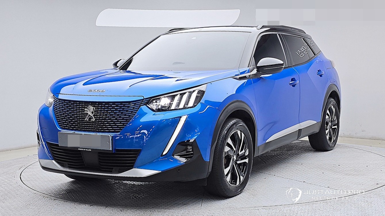 Автомобиль Peugeot 2008