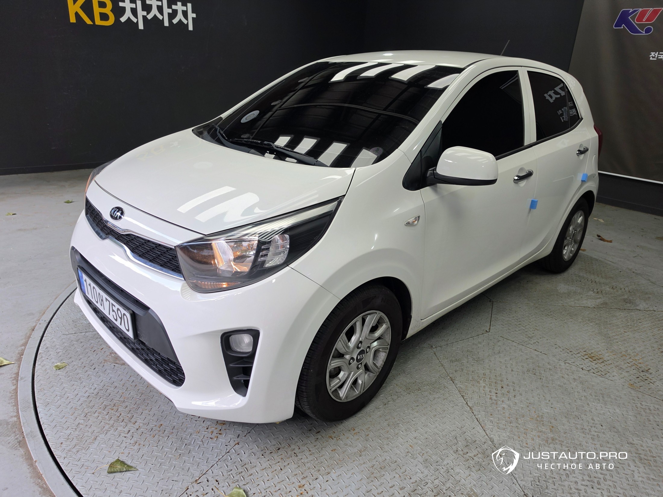 Автомобиль Kia morning