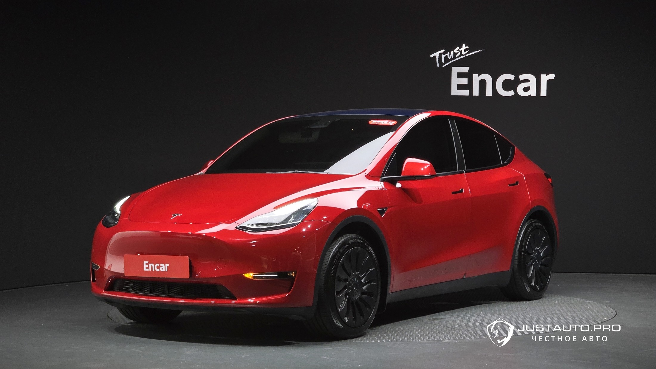 Автомобиль Tesla Model Y