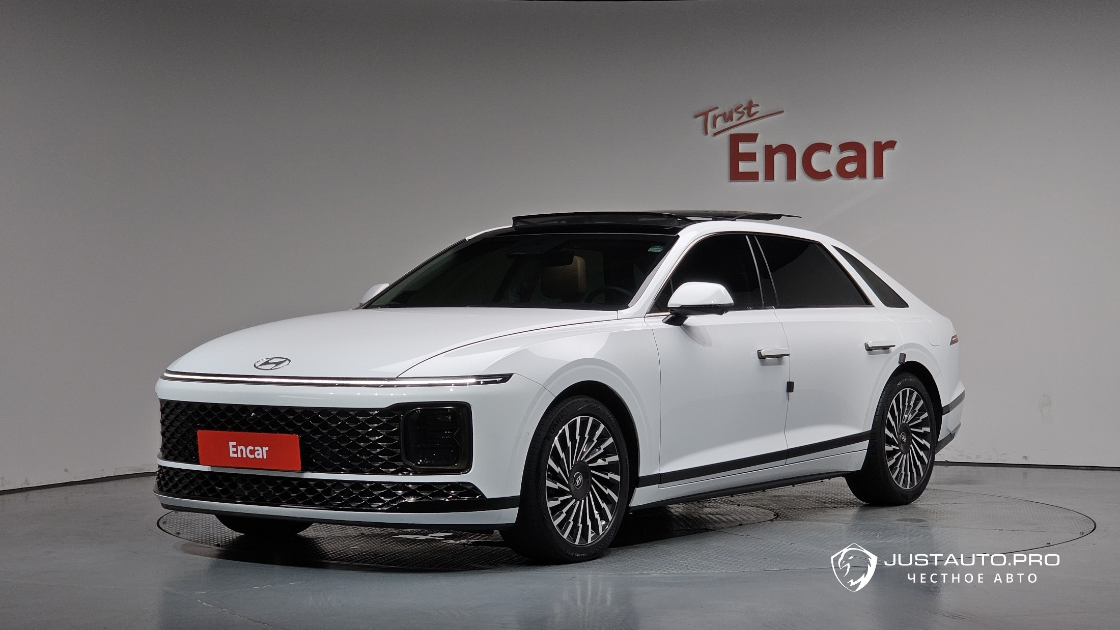 Автомобиль Hyundai Grandeur