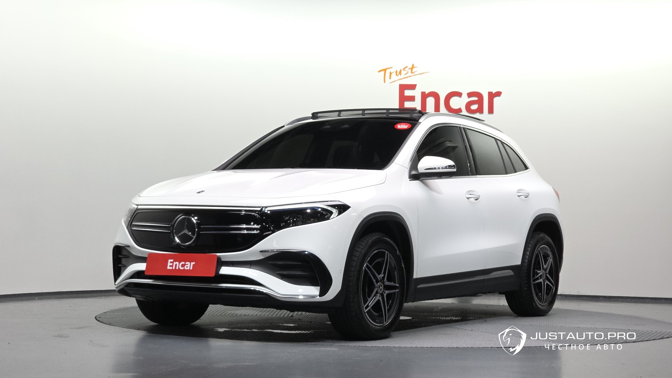 Автомобиль Mercedes-Benz EQA