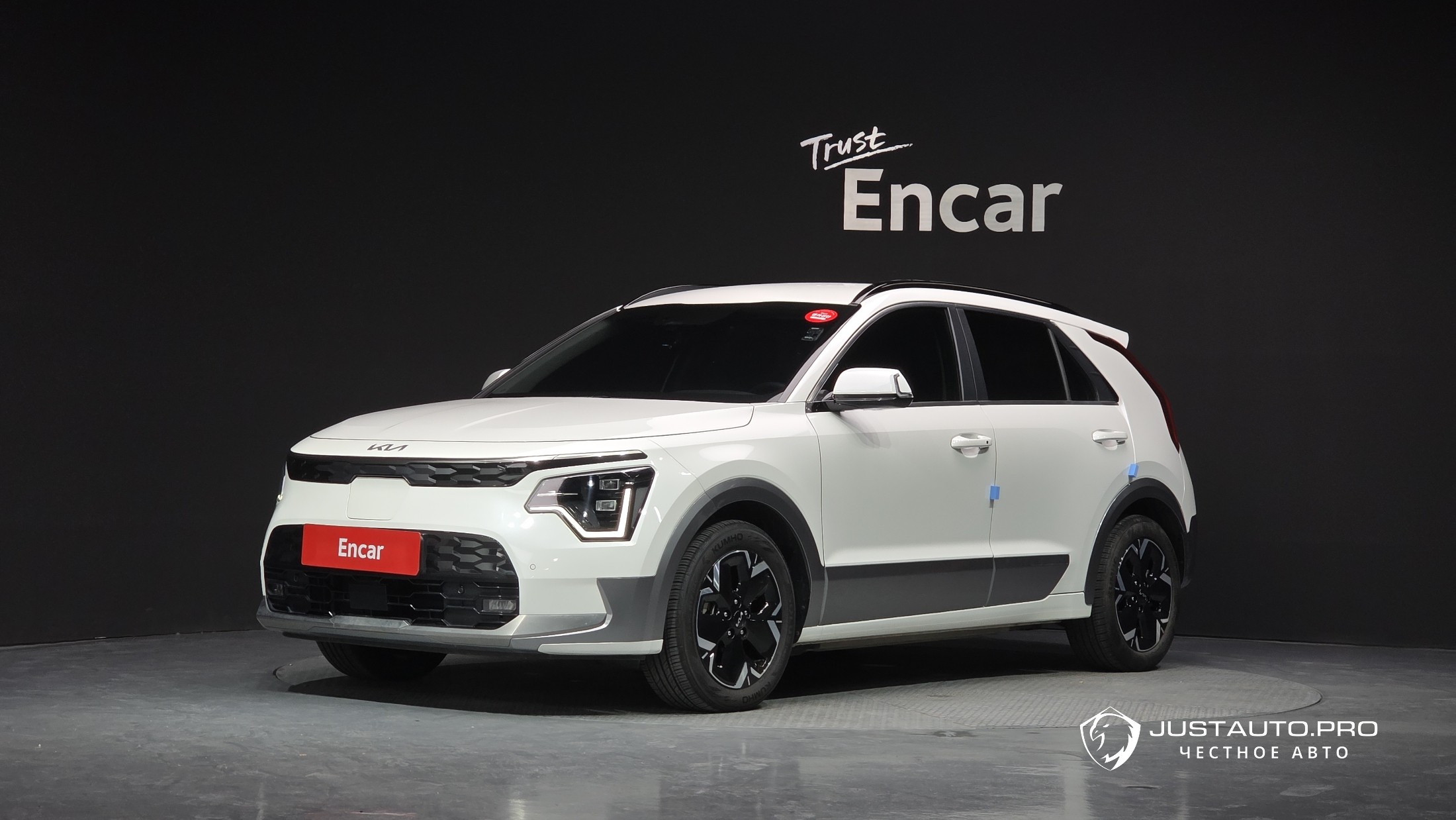Автомобиль Kia Niro