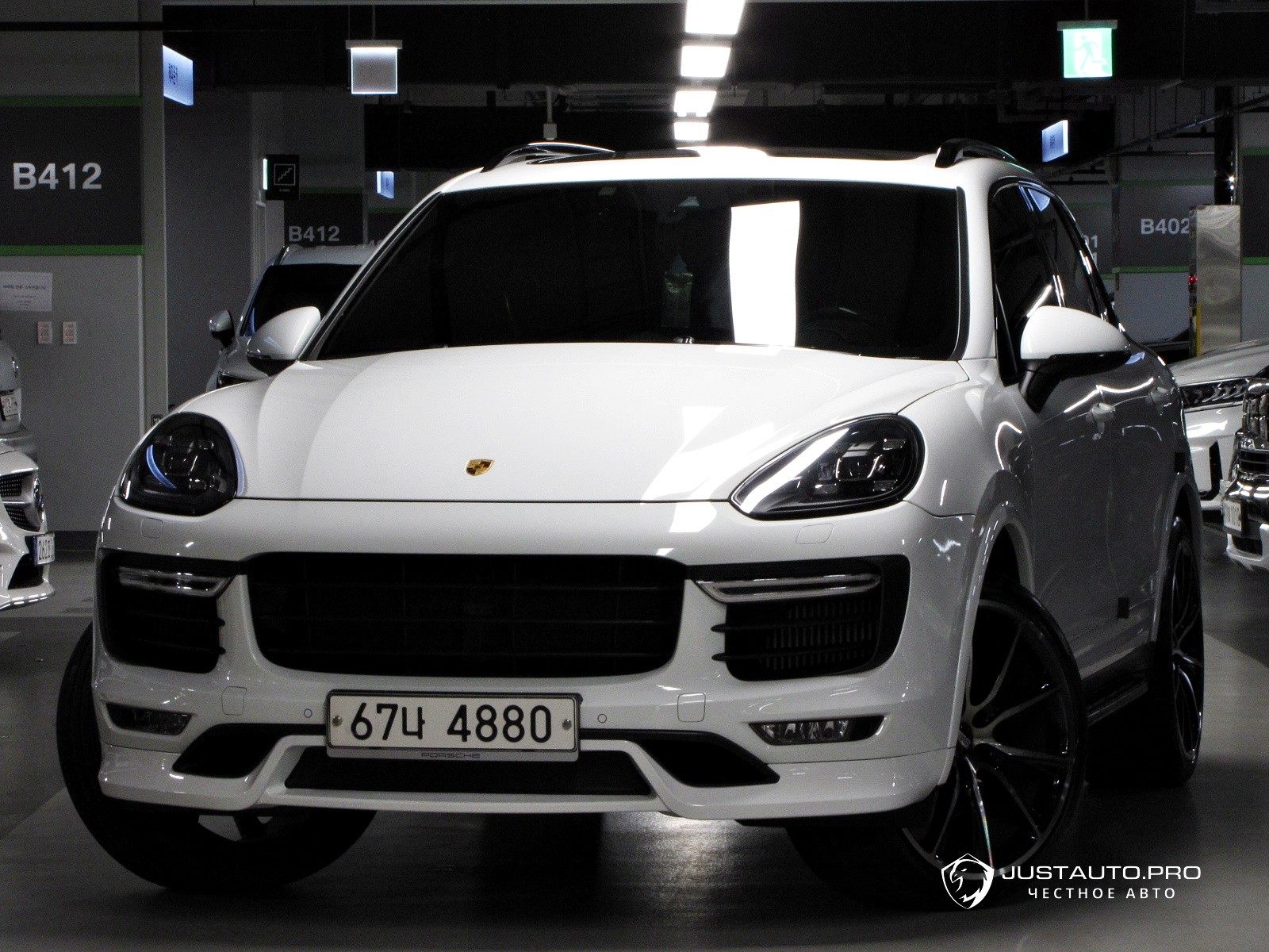 Автомобиль Porsche Cayenne