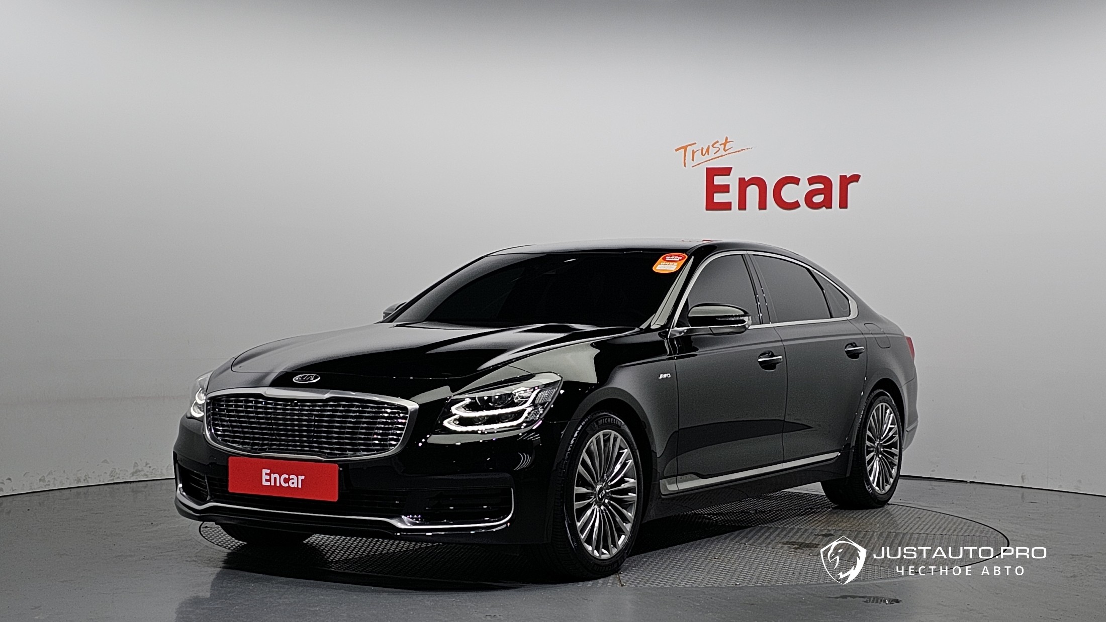 Автомобиль Kia K9