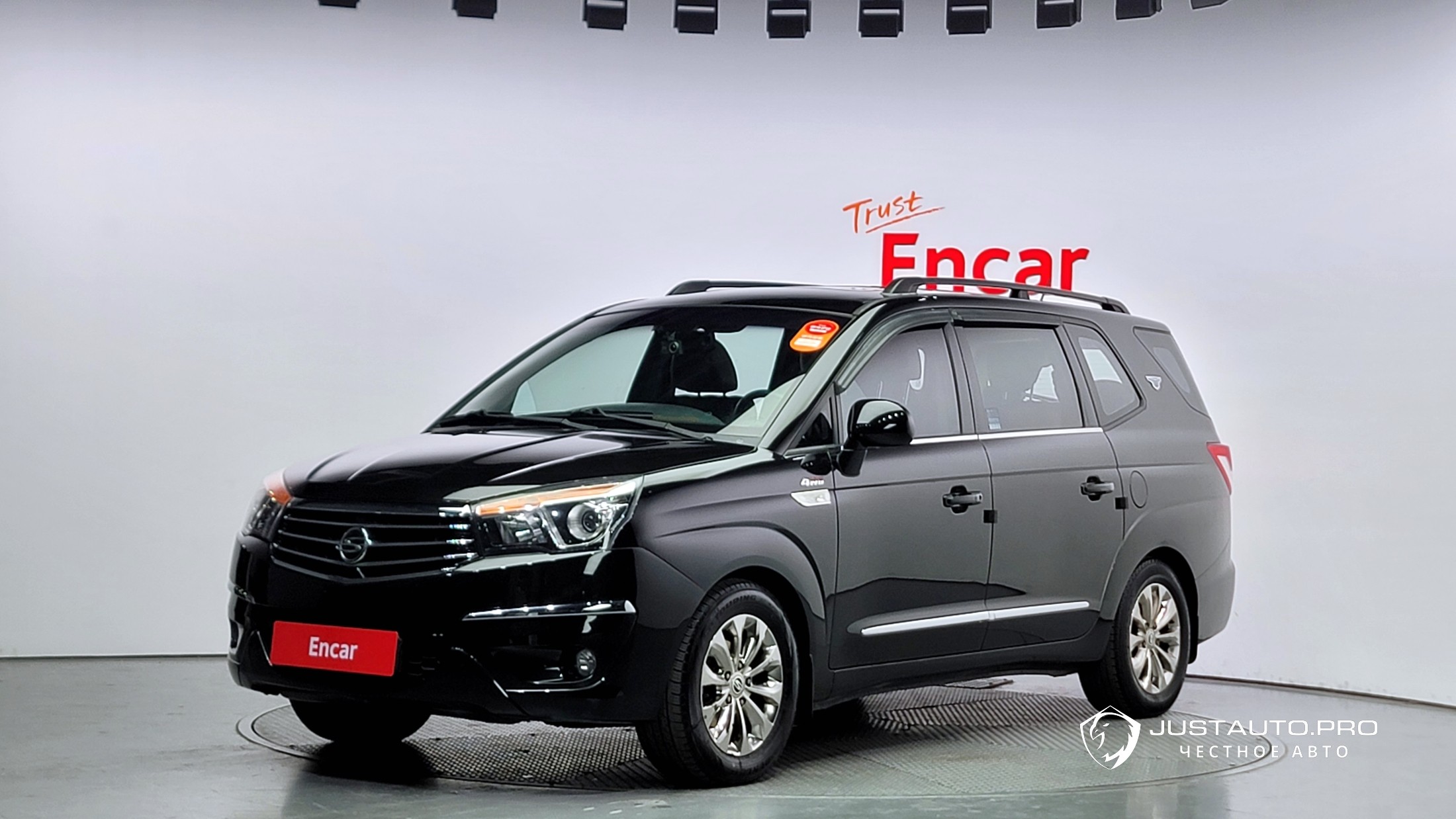 Автомобиль KG_Mobility_Ssangyong KORANDO