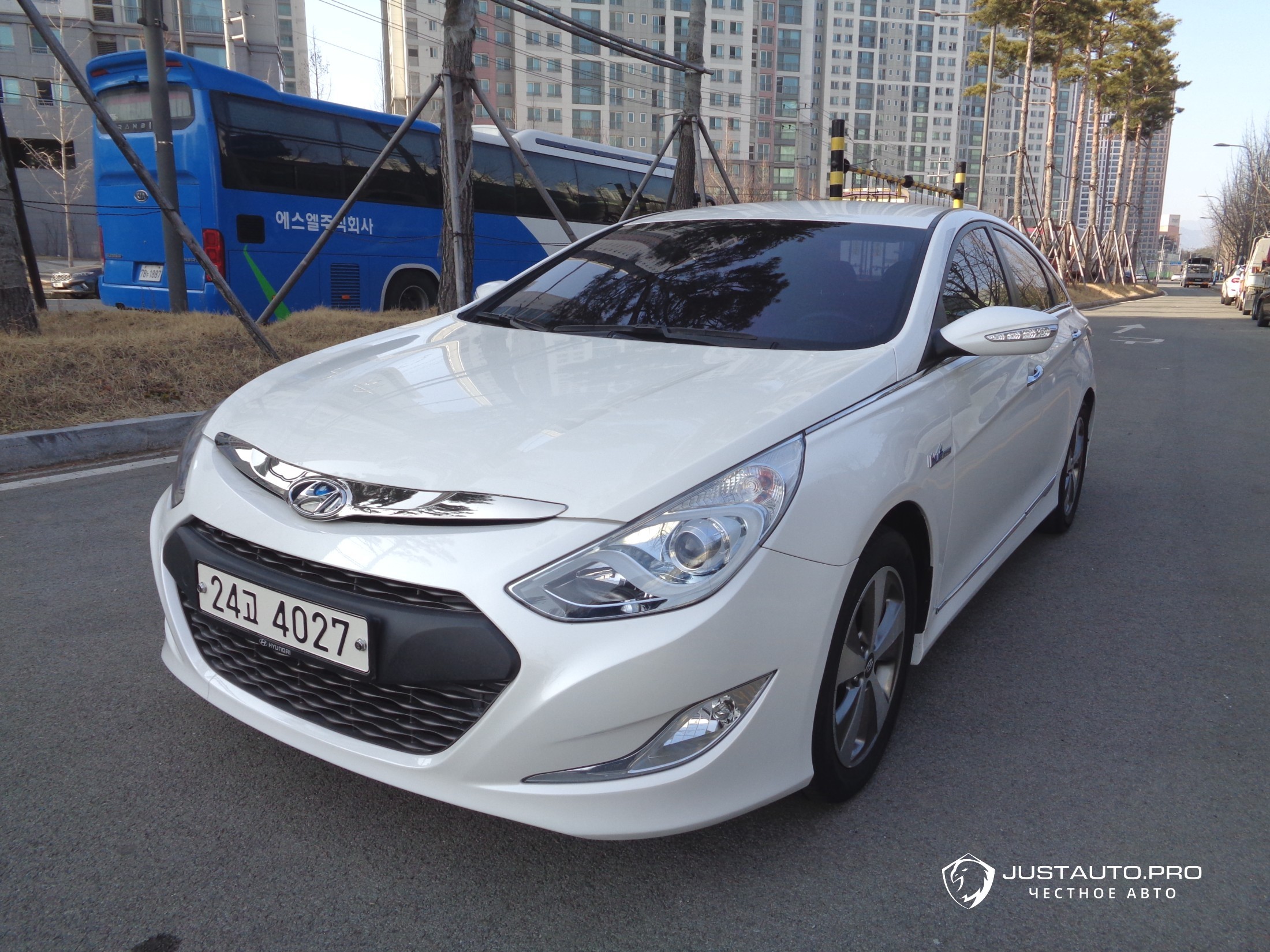 Автомобиль Hyundai Sonata