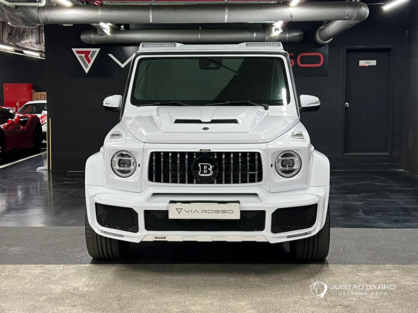 Автомобиль Mercedes-Benz G-Class
