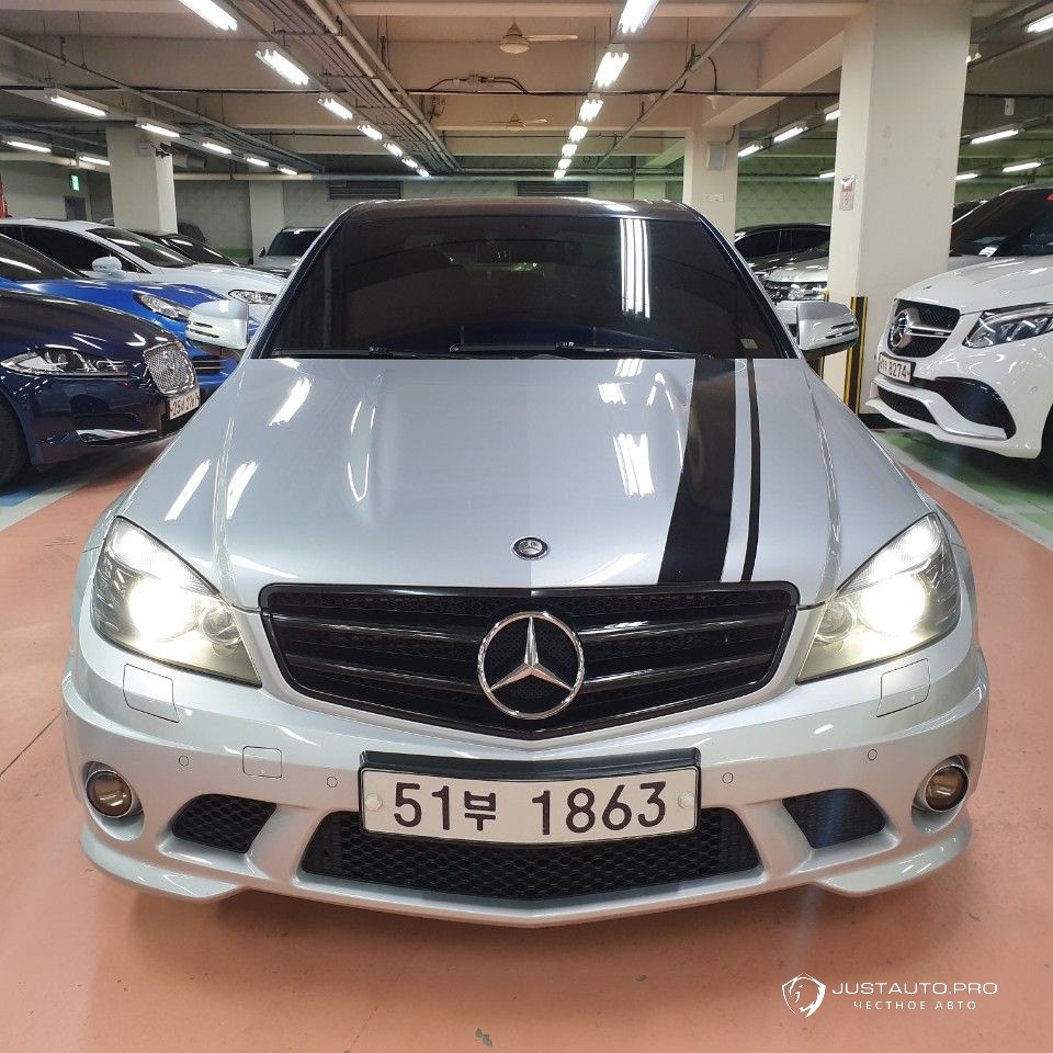 Автомобиль Mercedes-Benz C-Class