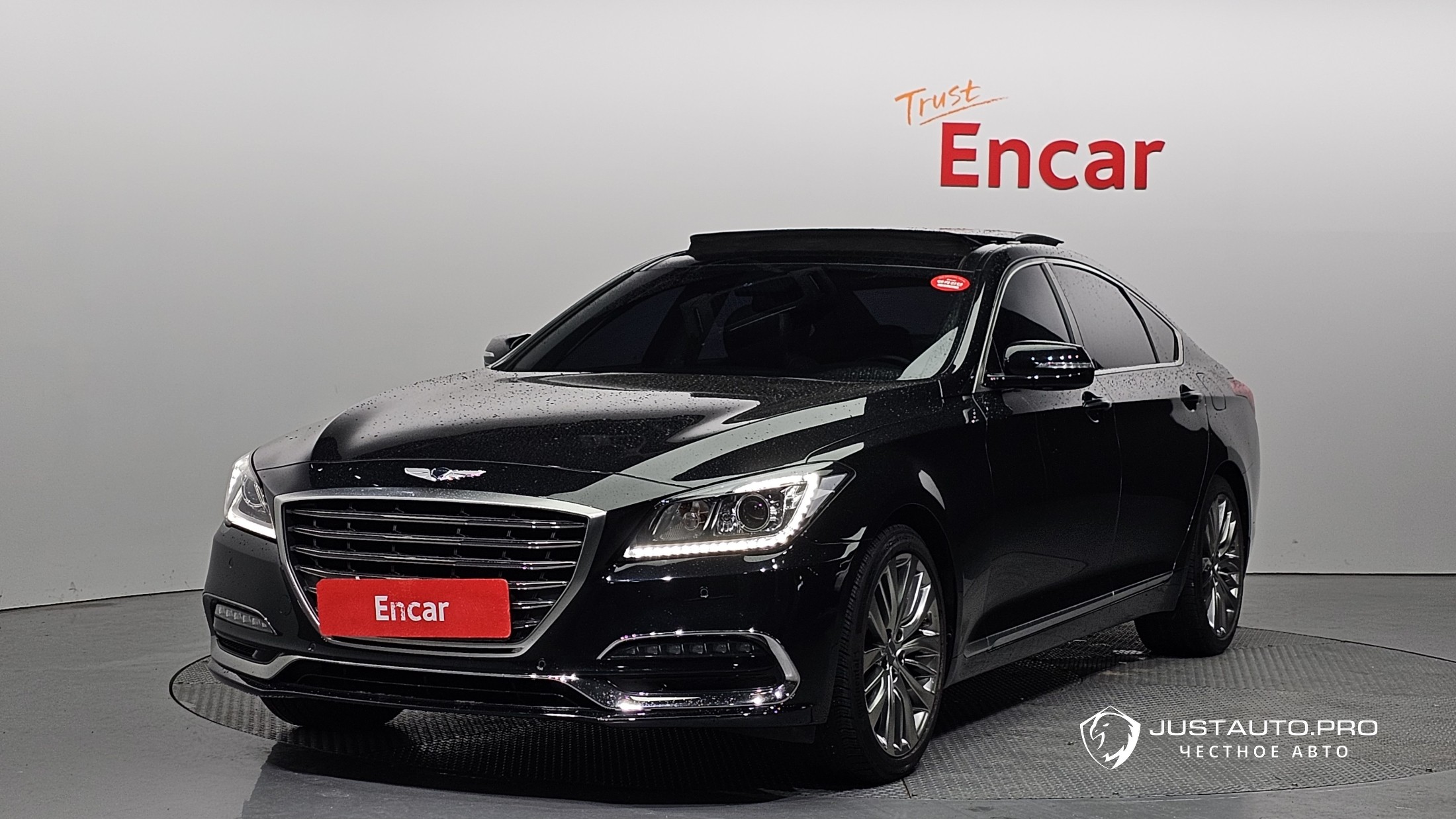 Автомобиль Hyundai Genesis