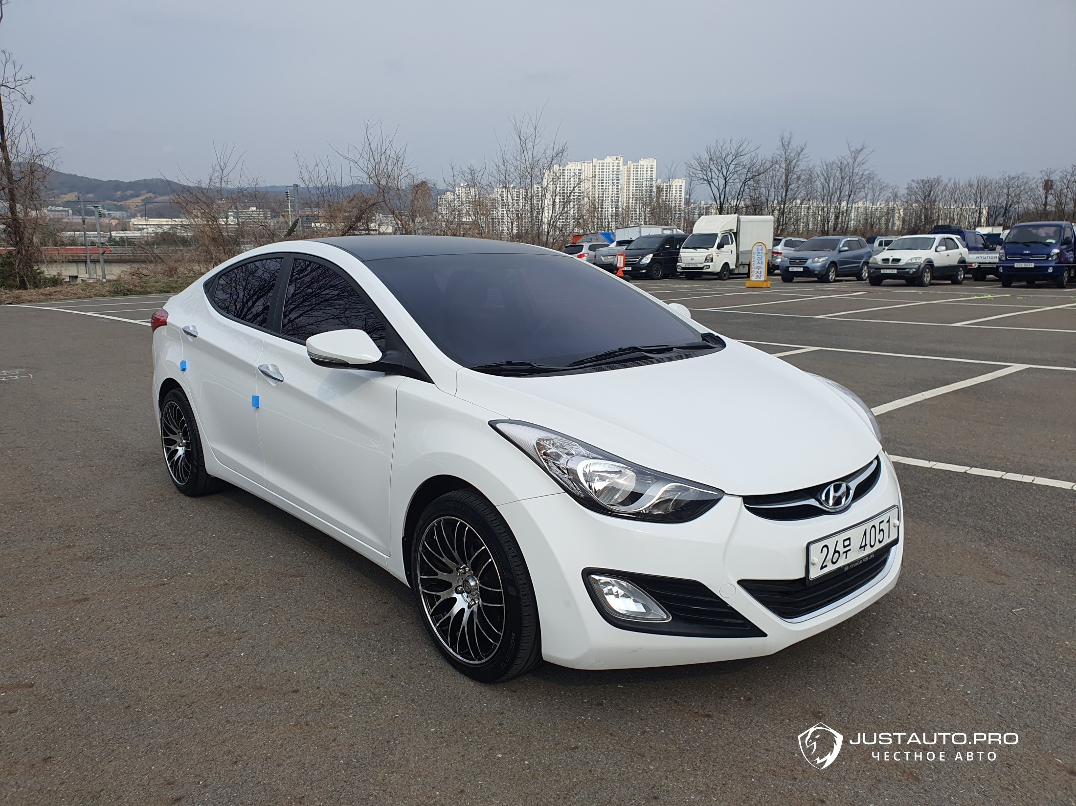 Автомобиль Hyundai AVANTE