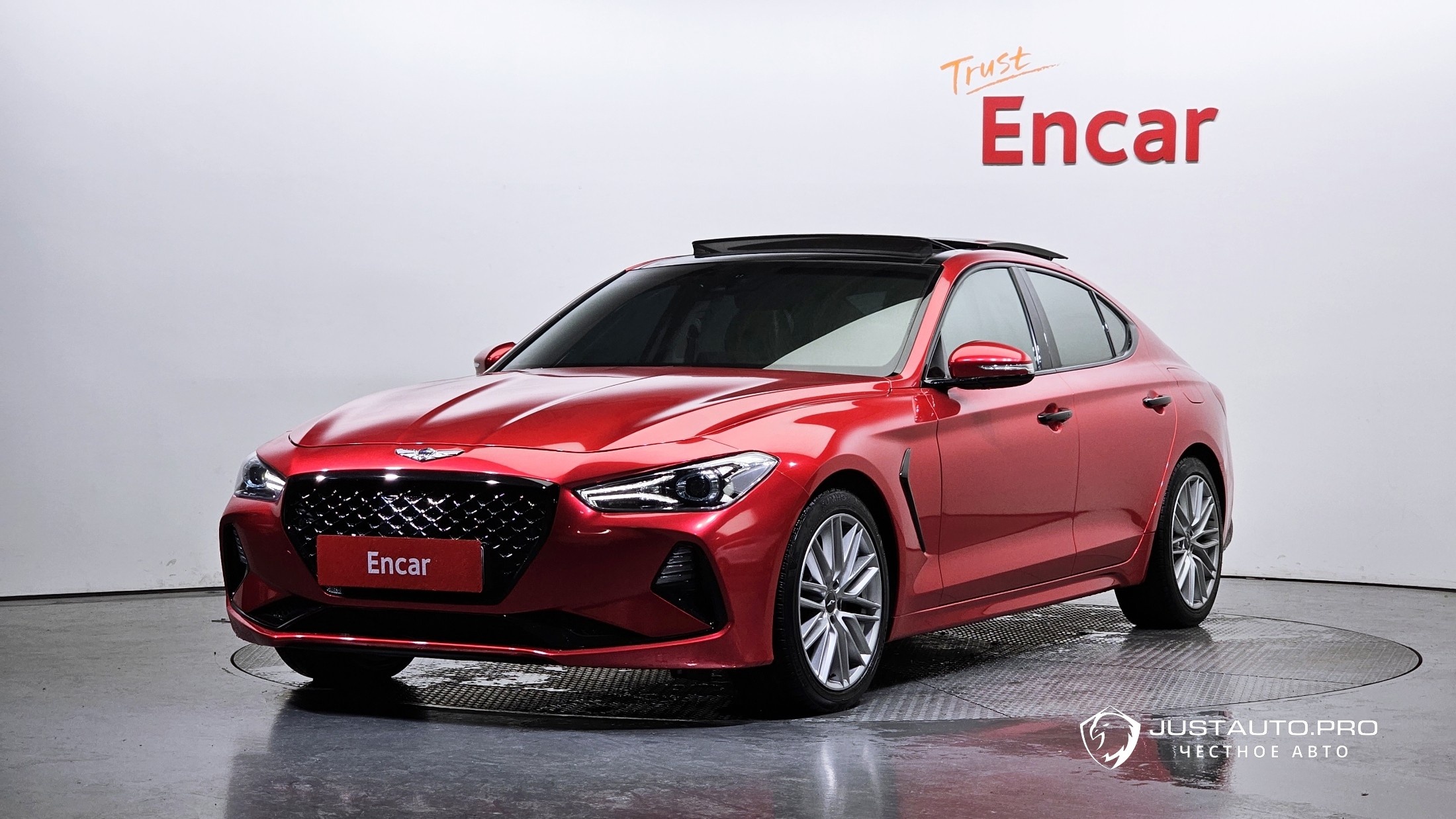 Автомобиль Genesis G70