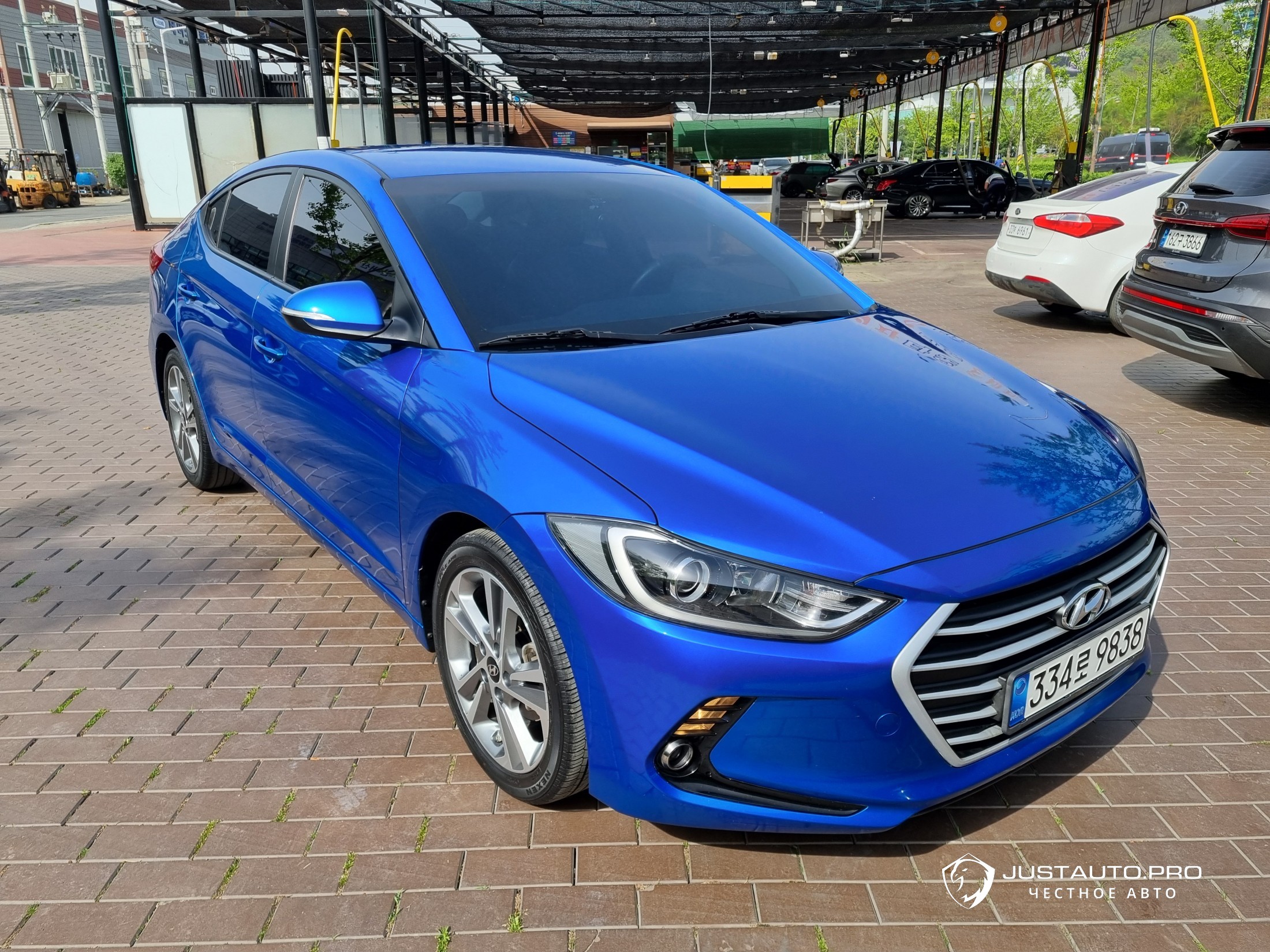 Автомобиль Hyundai AVANTE