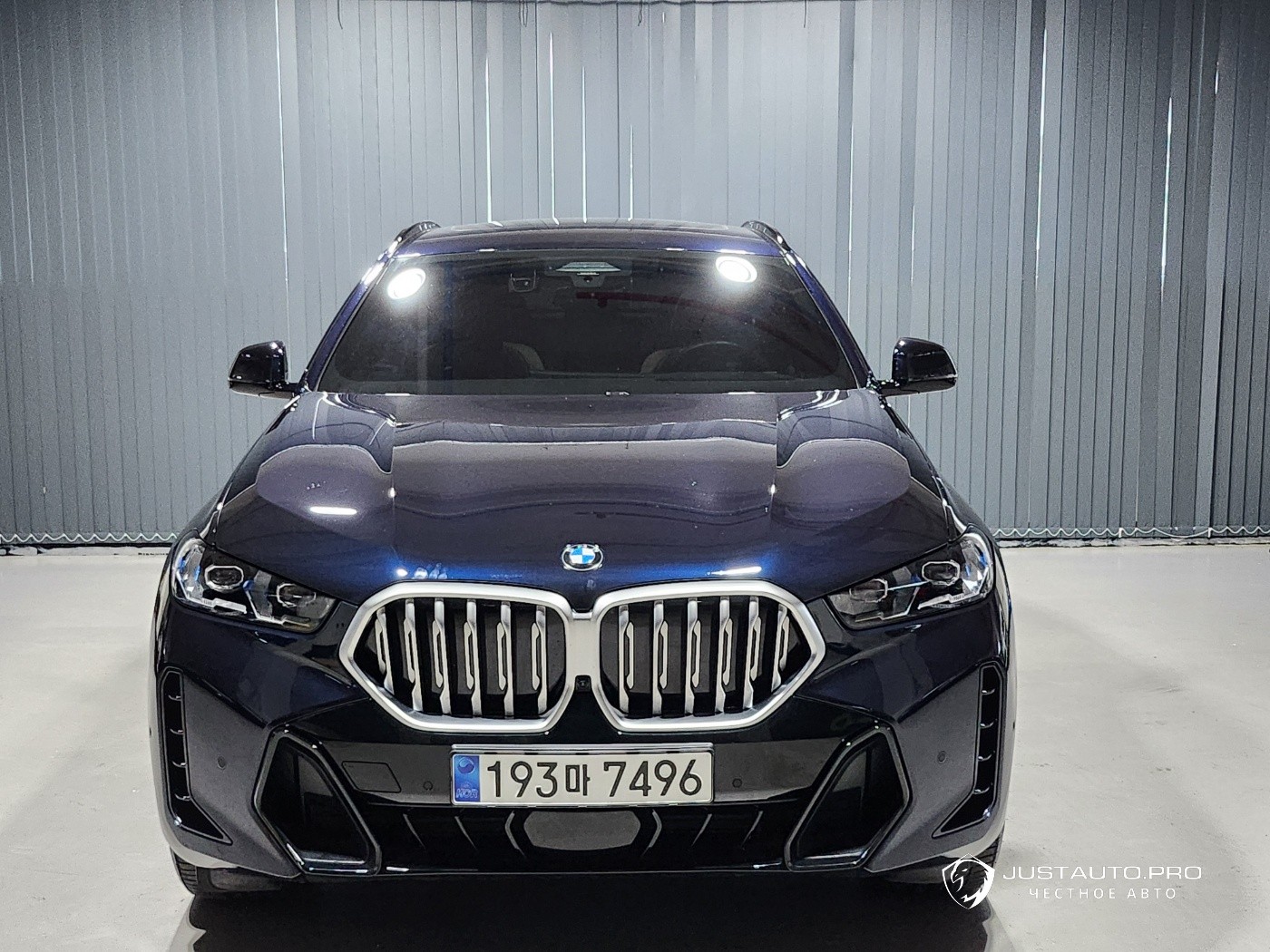 Автомобиль BMW X6