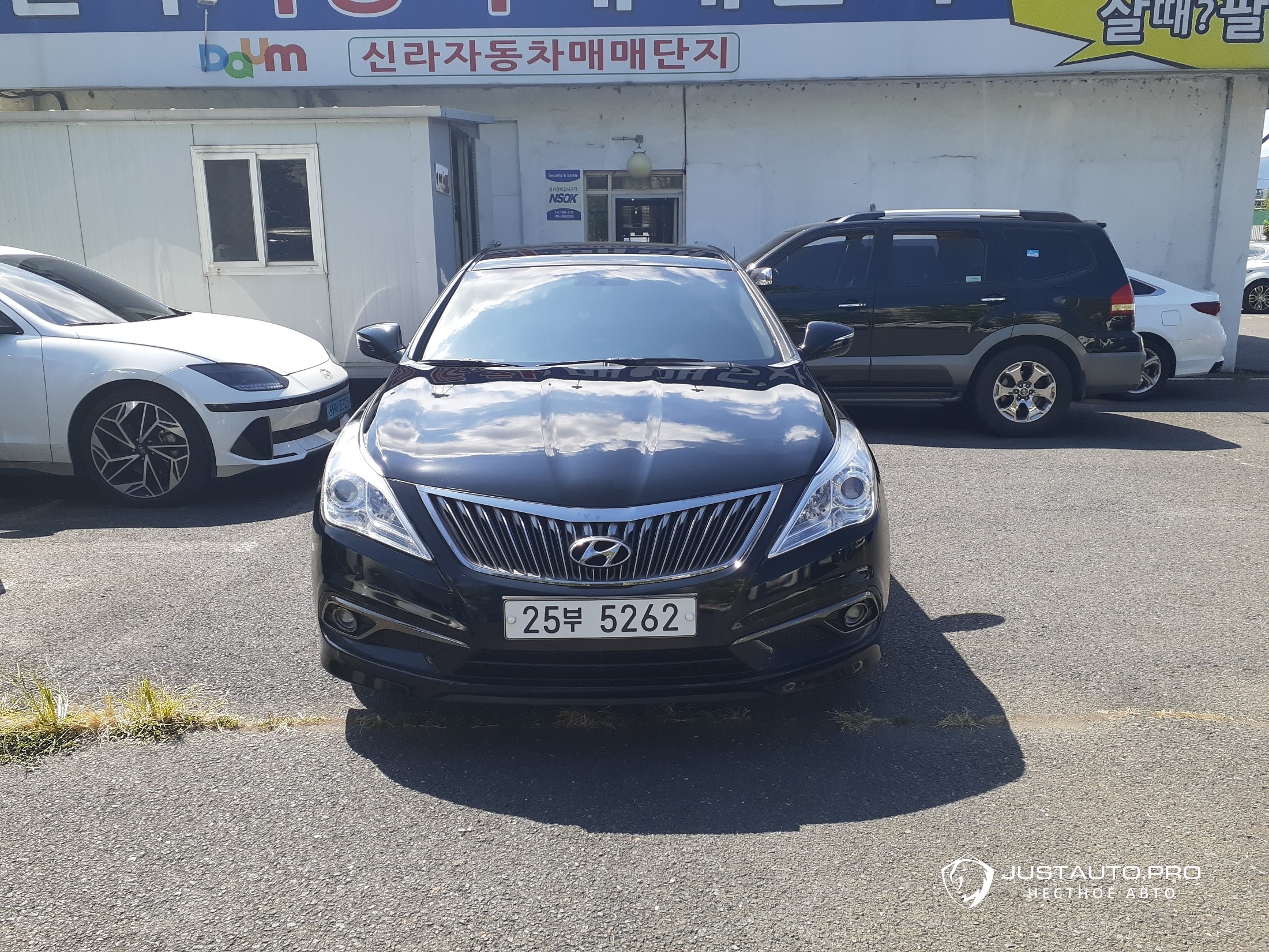Автомобиль Hyundai Grandeur