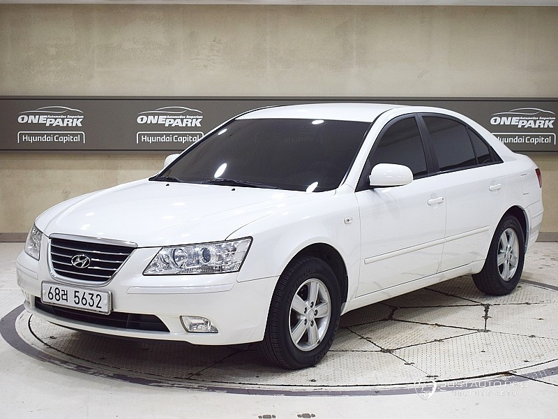 Автомобиль Hyundai Sonata