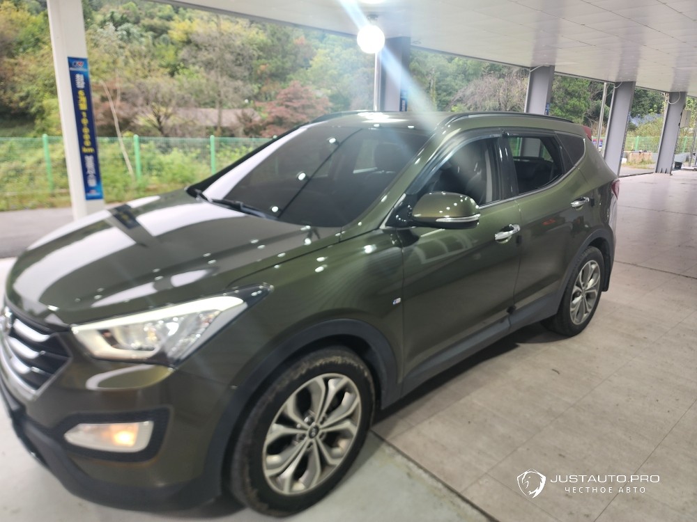 Автомобиль Hyundai Santafe