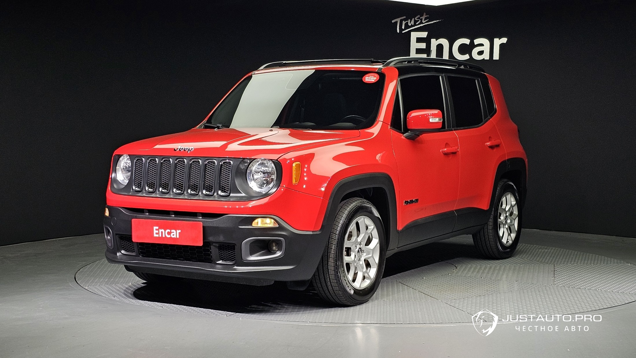 Автомобиль Jeep Renegade