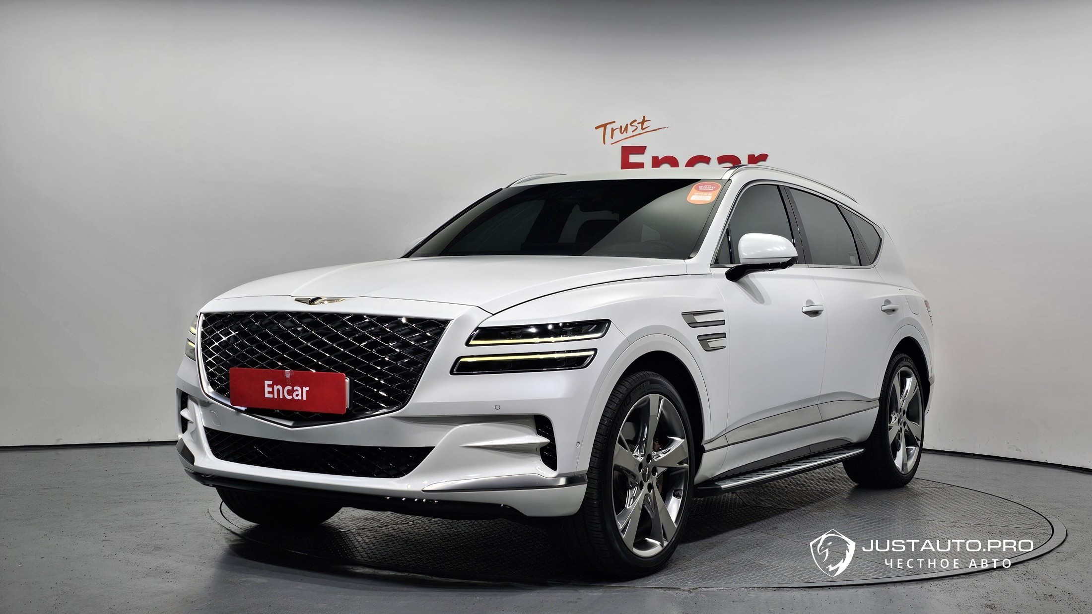 Автомобиль Genesis GV80