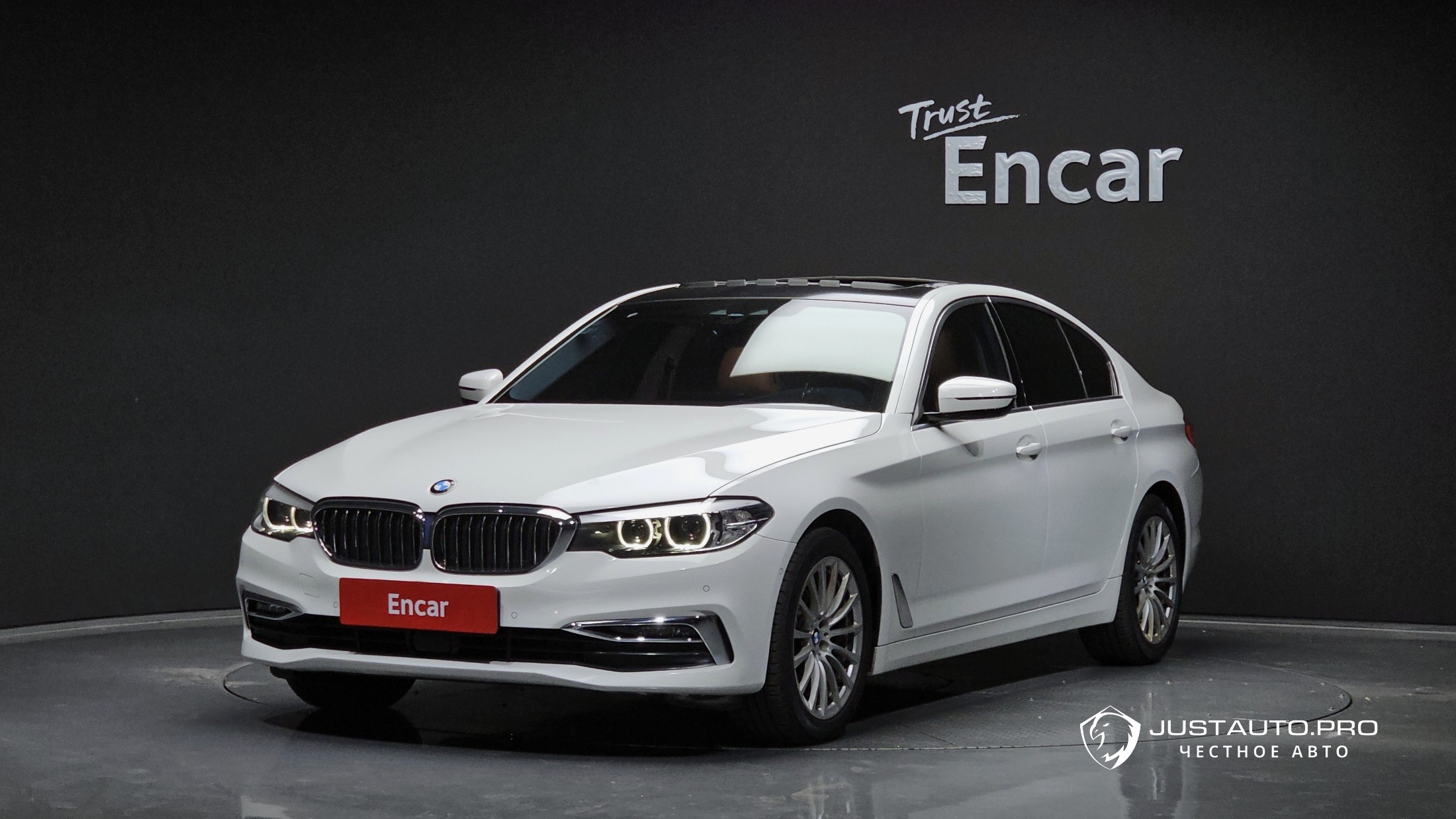Автомобиль BMW 5-Series