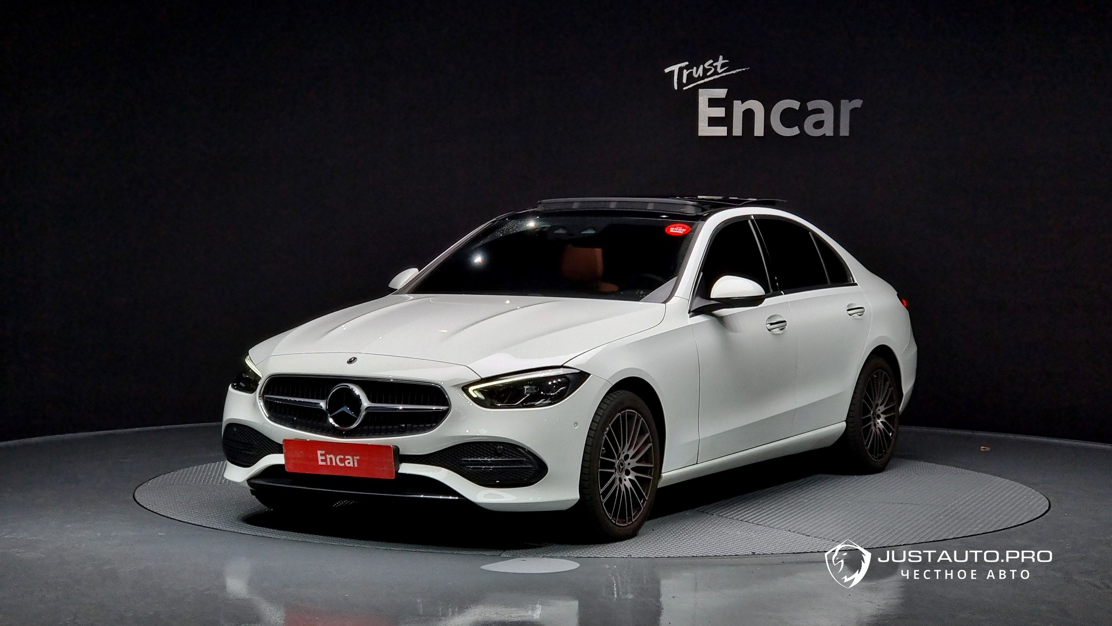 Автомобиль Mercedes-Benz C-Class