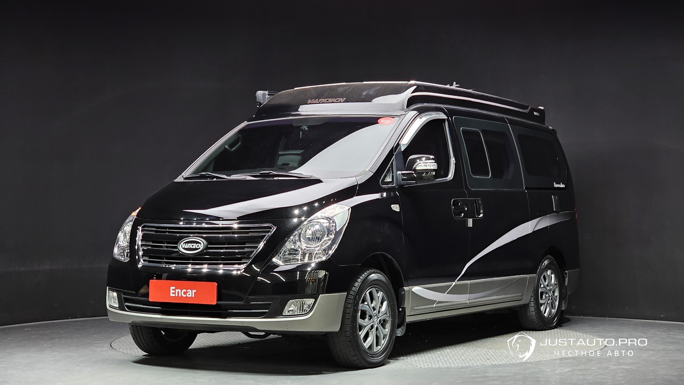 Автомобиль Hyundai Starex