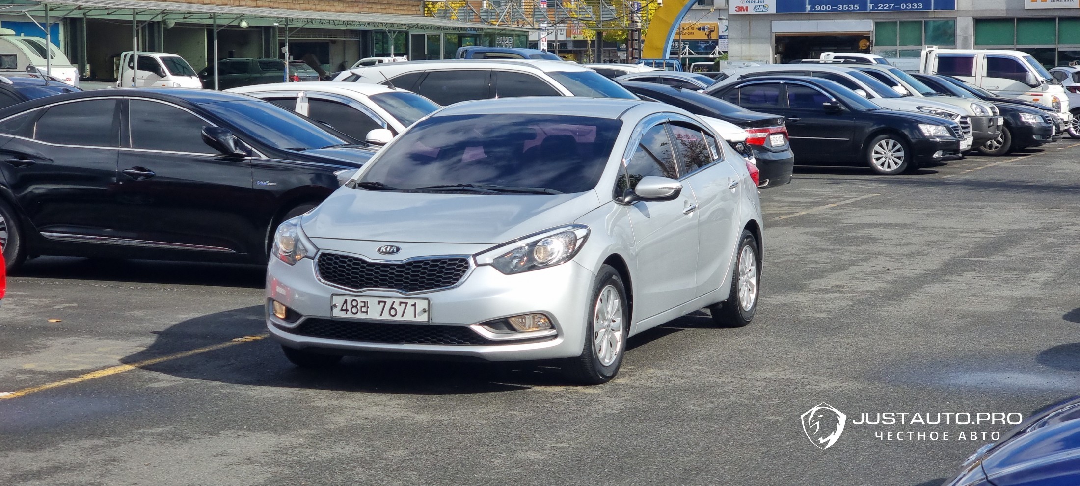 Автомобиль Kia K3
