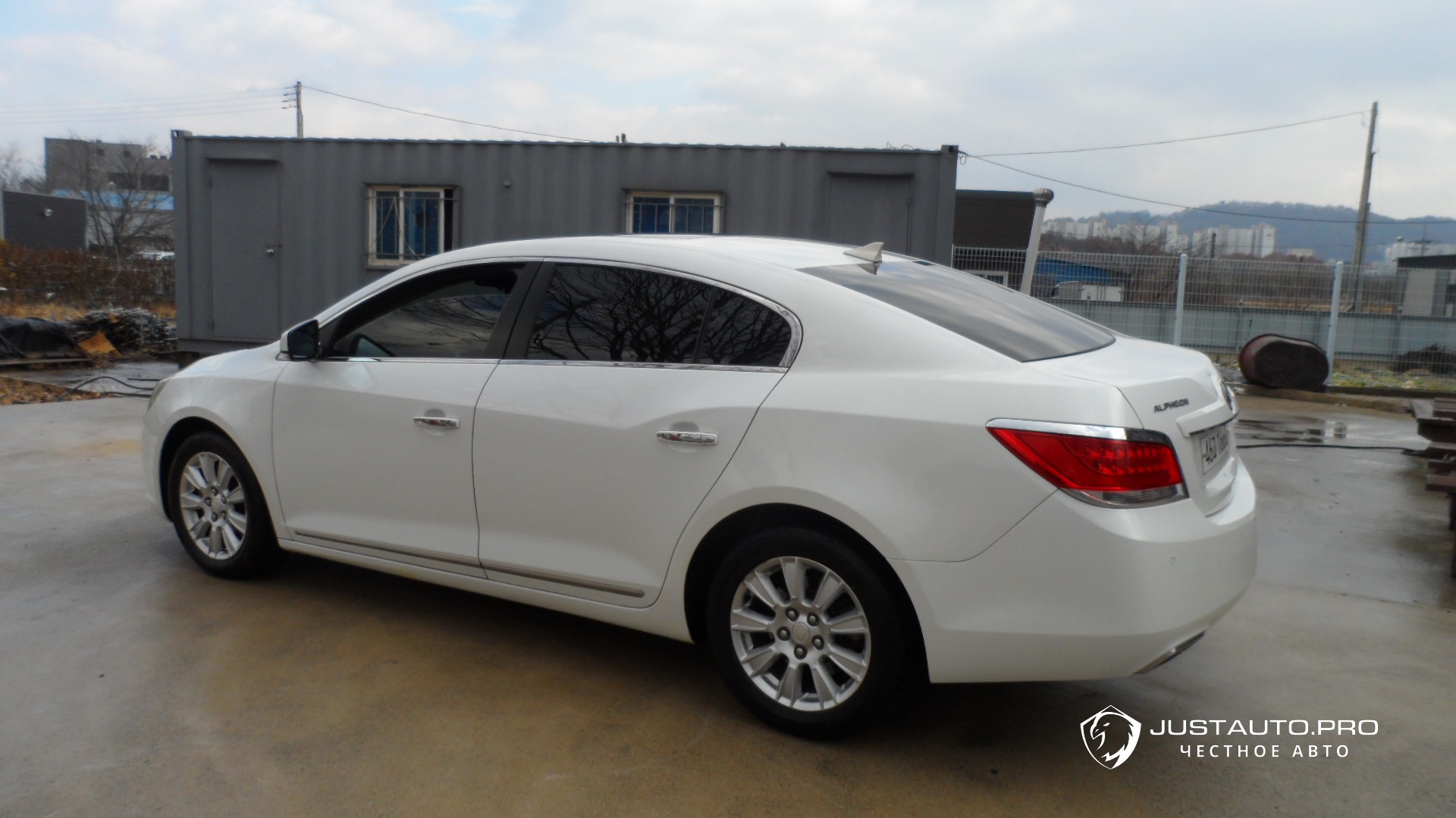 Автомобиль ChevroletGMDaewoo Alpheon