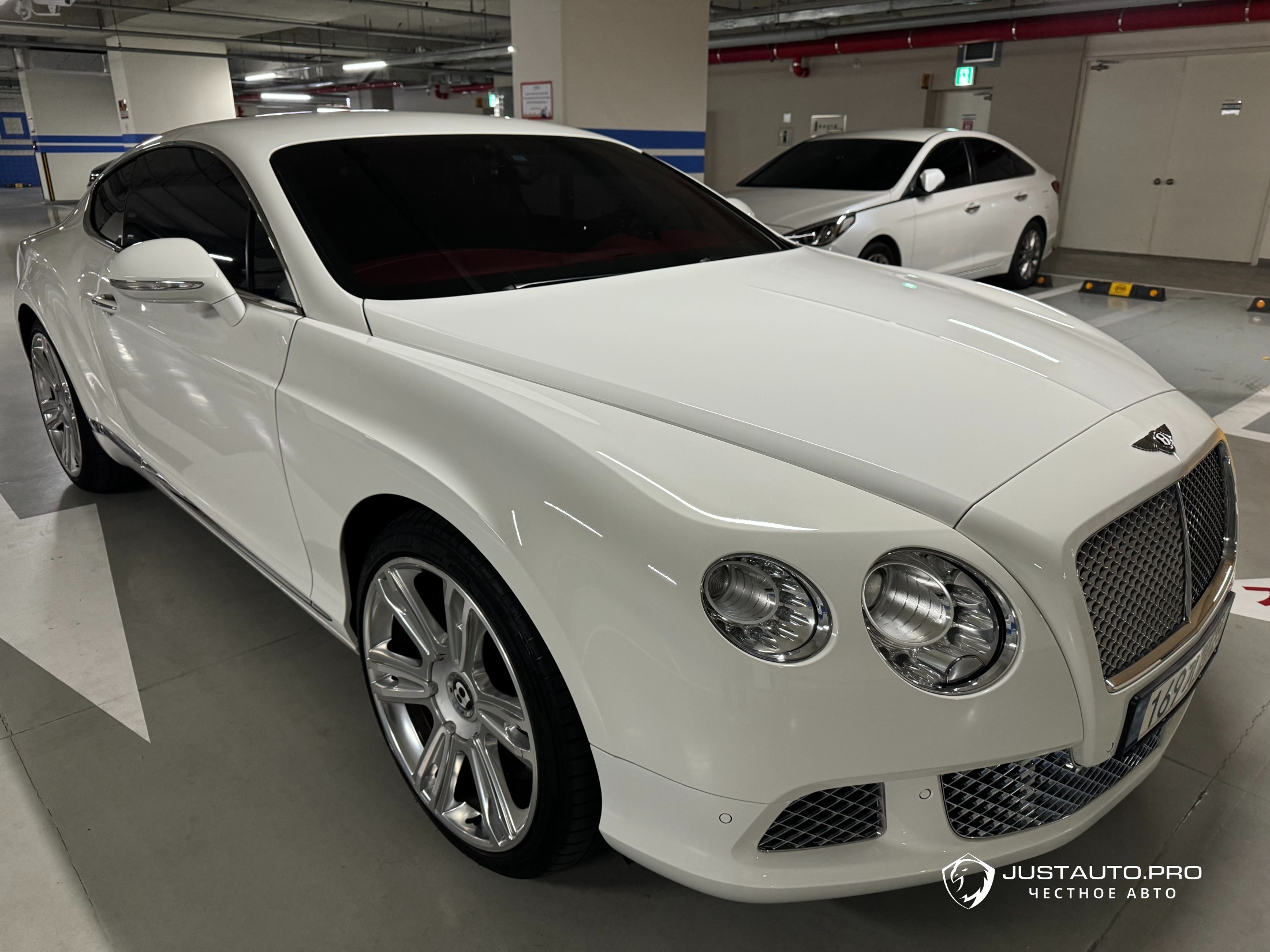 Автомобиль Bentley Continental