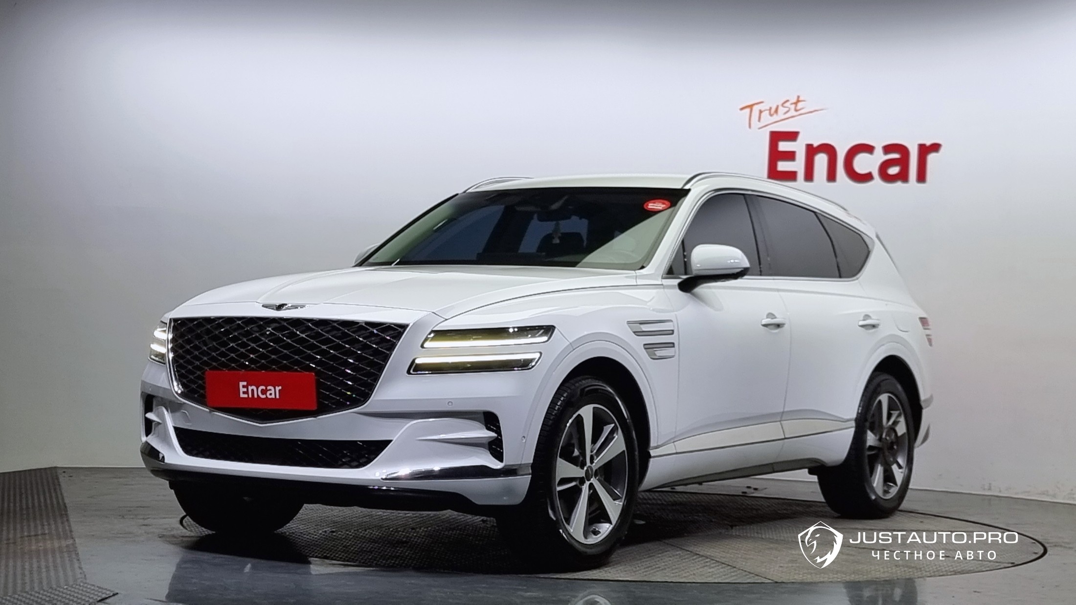 Автомобиль Genesis GV80