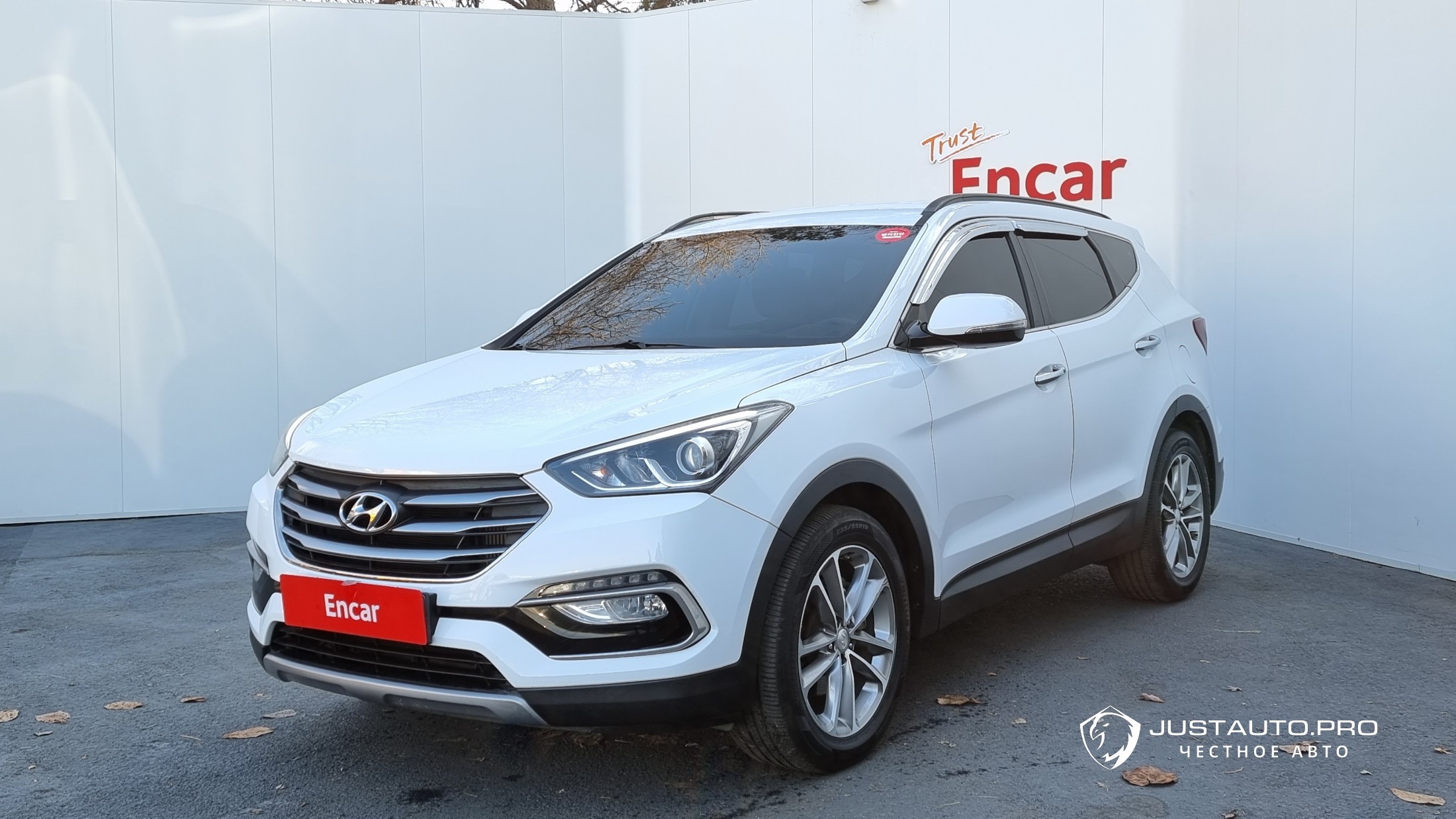 Автомобиль Hyundai Santafe