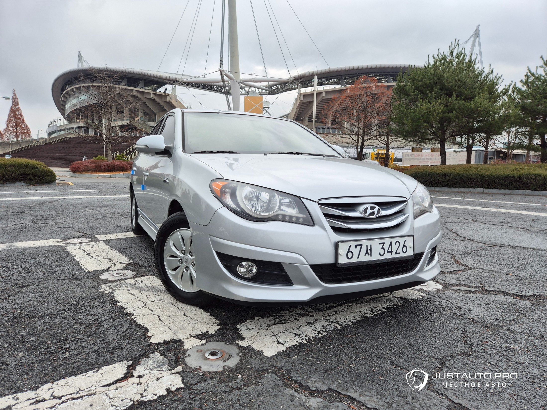 Автомобиль Hyundai AVANTE