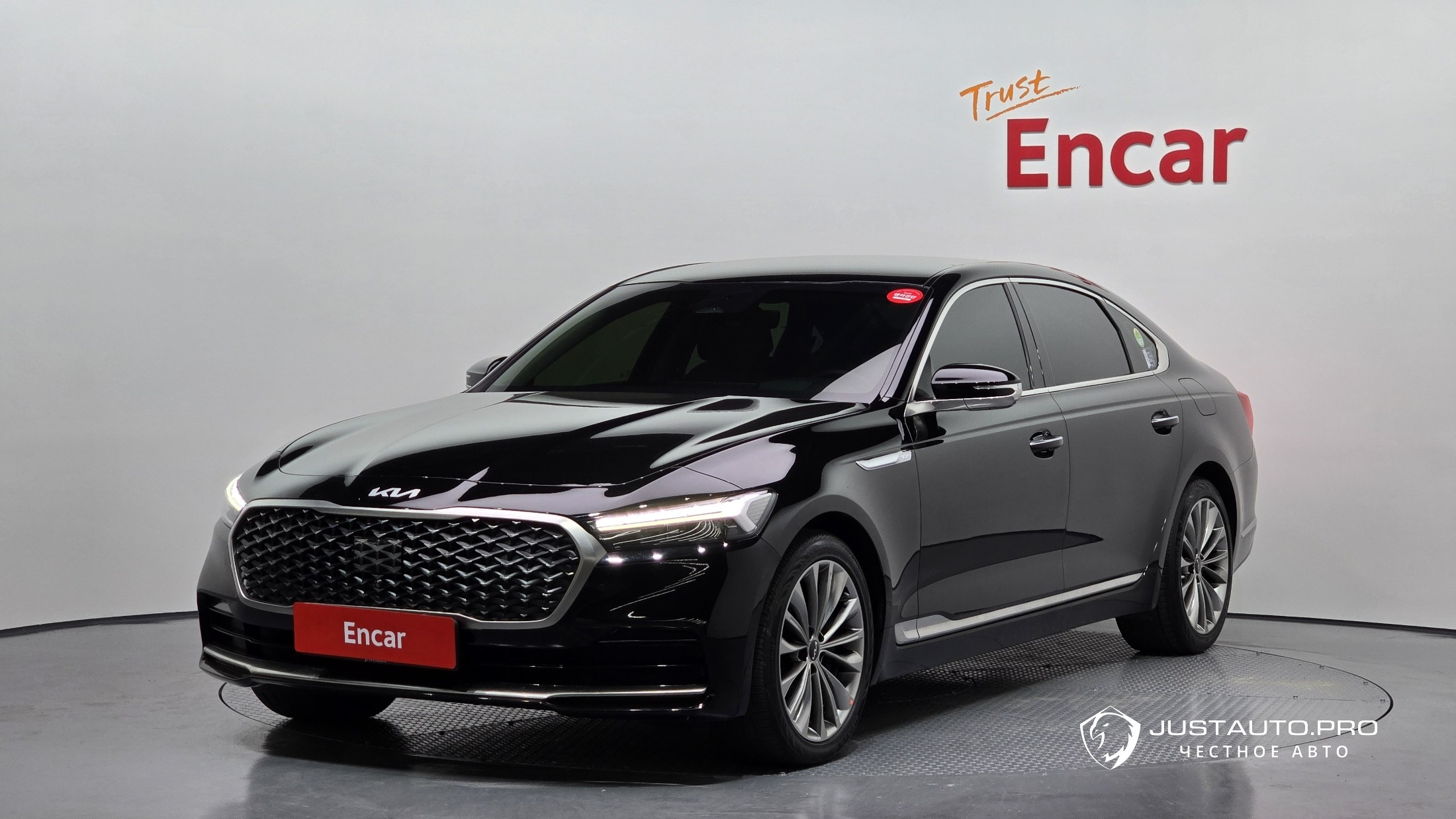 Автомобиль Kia K9