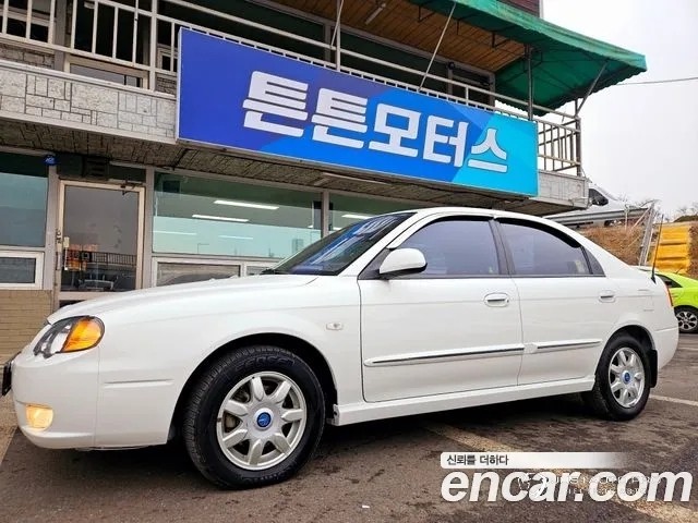 Автомобиль Kia Spectra