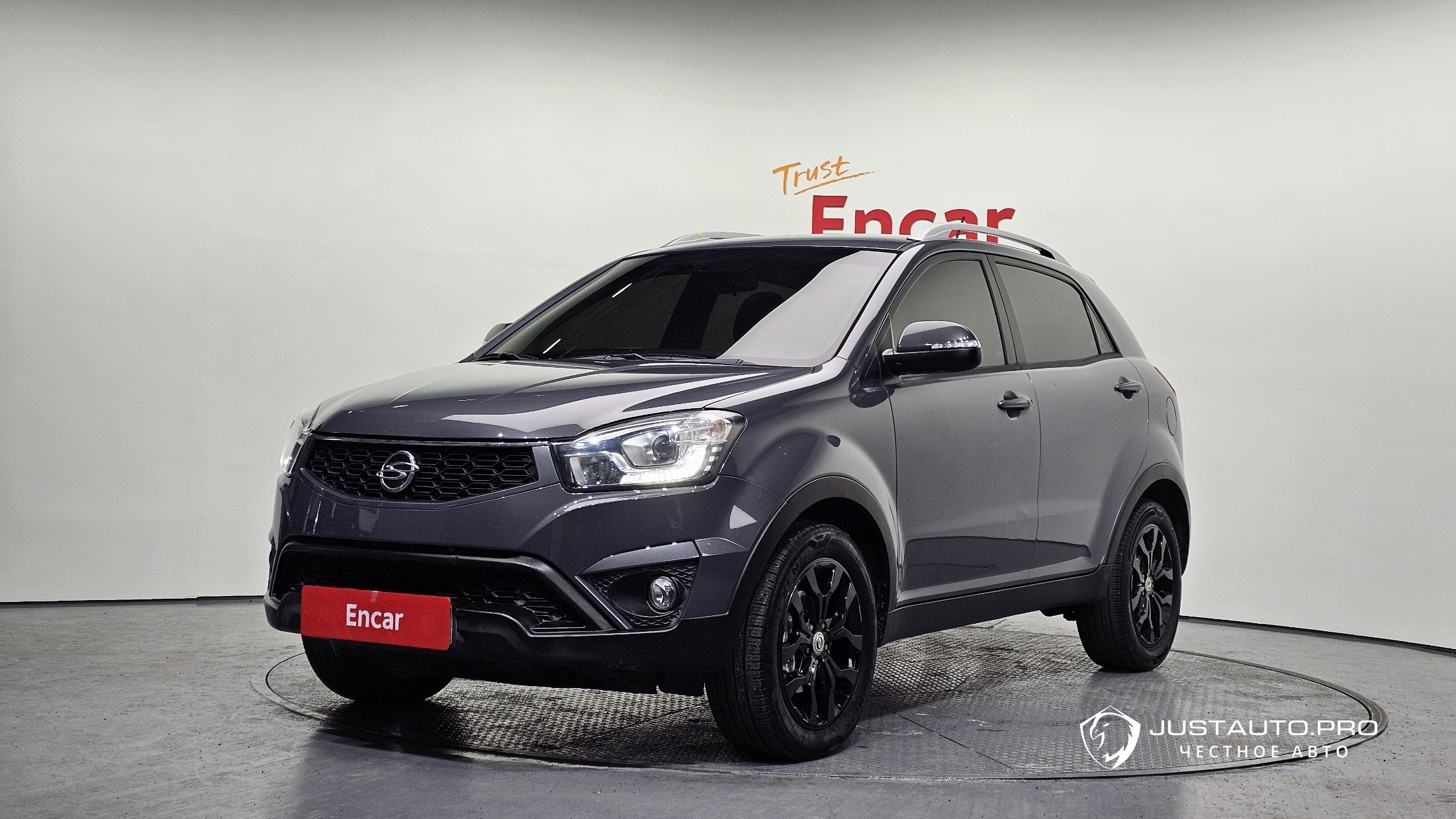 Автомобиль KG_Mobility_Ssangyong KORANDO