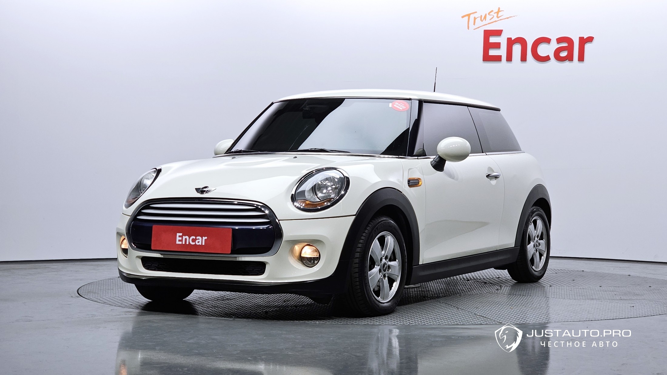 Автомобиль Mini Cooper