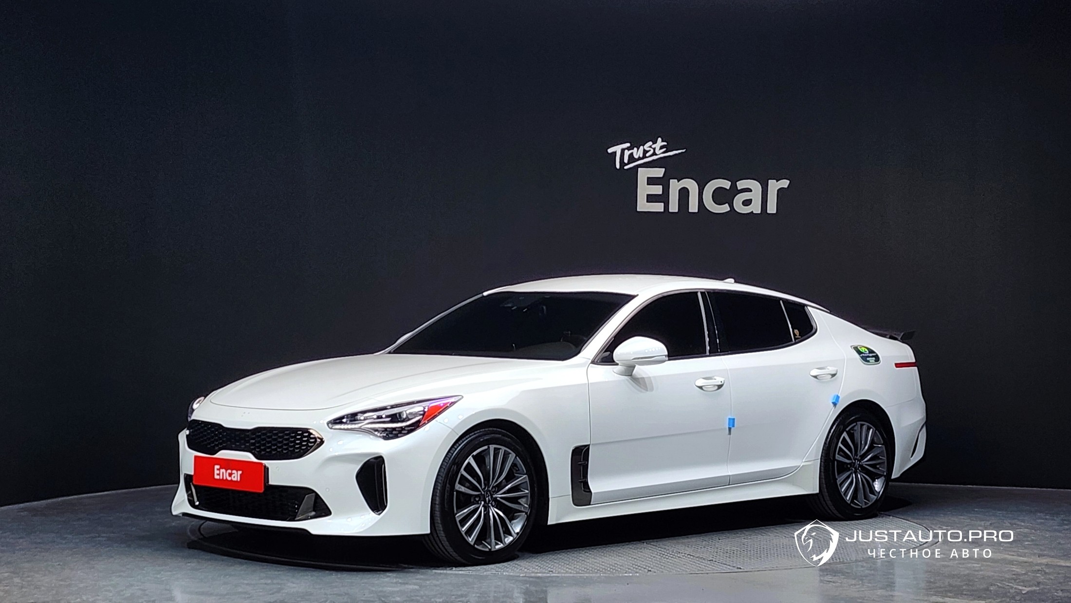 Автомобиль Kia Stinger