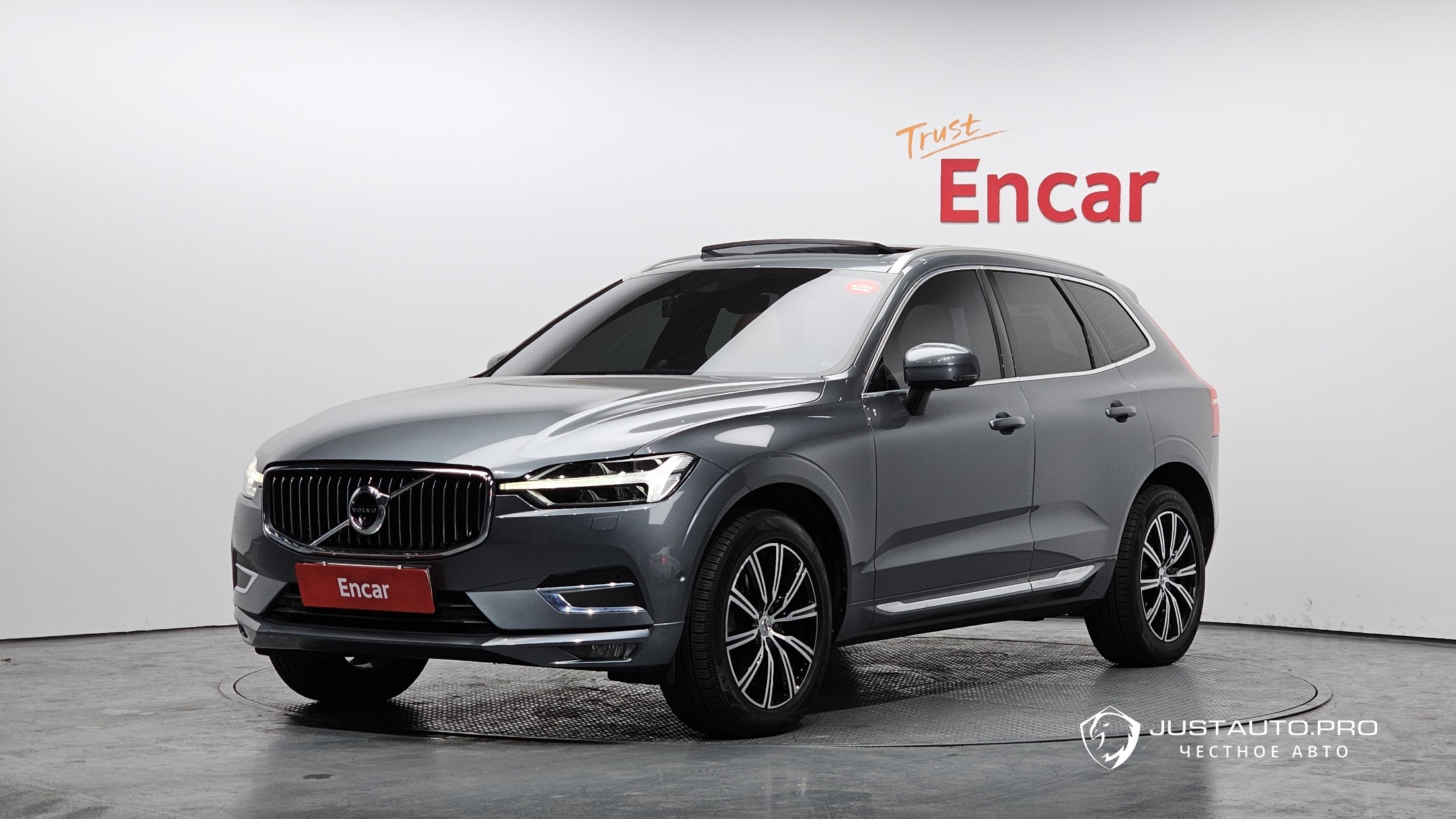 Автомобиль Volvo XC60