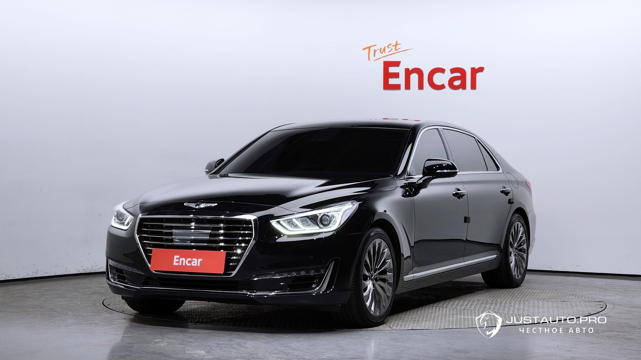 Автомобиль Genesis EQ900