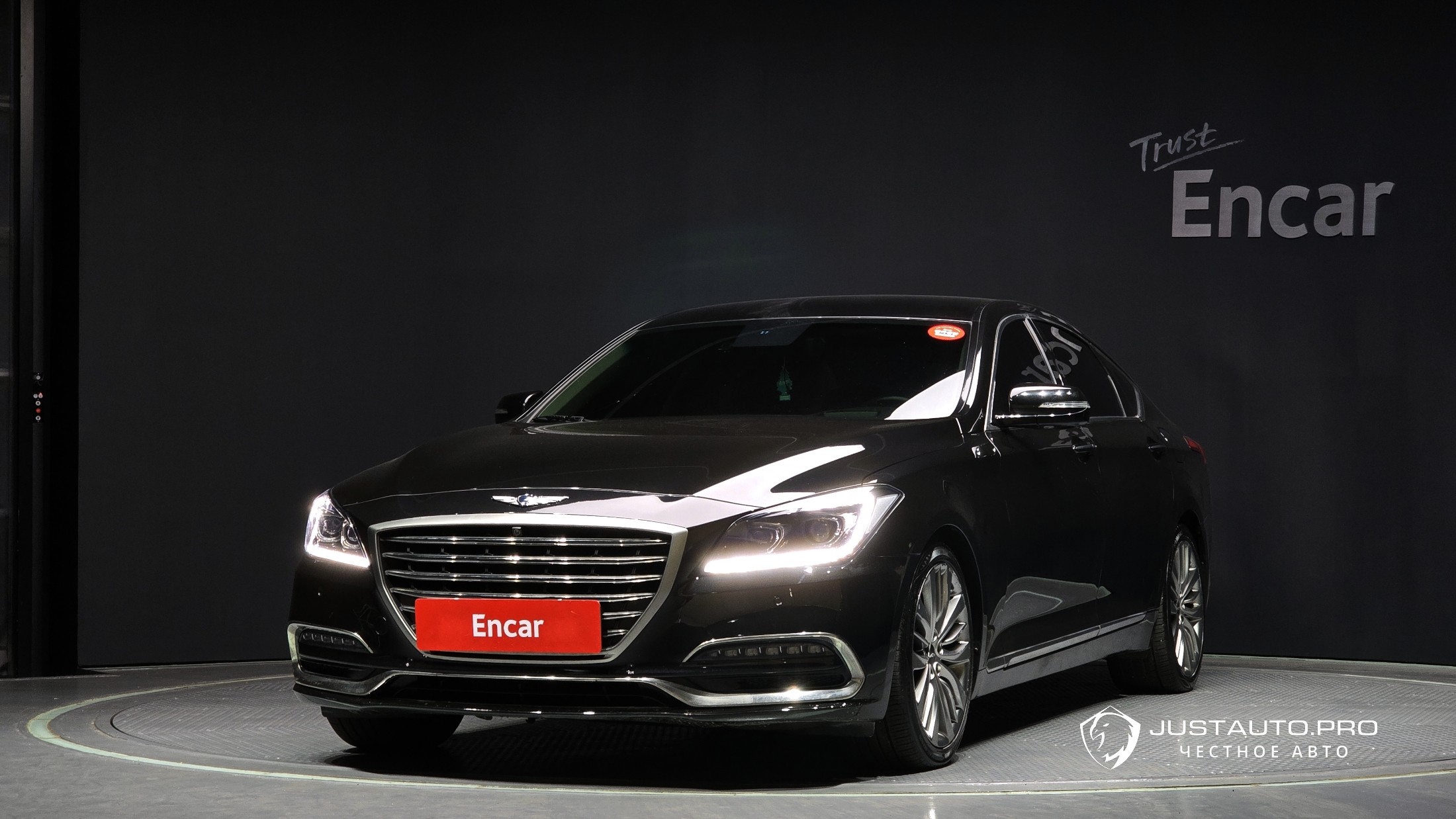 Автомобиль Genesis G80