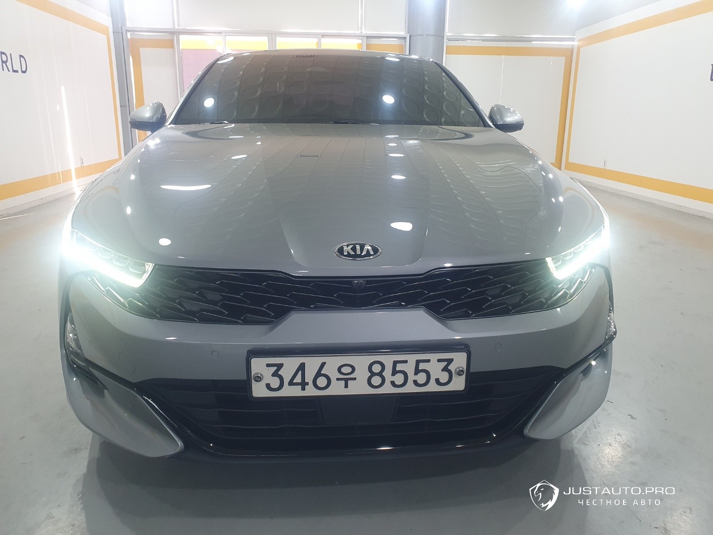 Автомобиль Kia K5