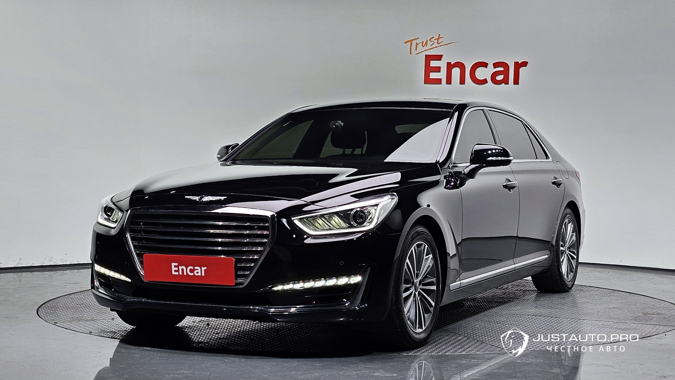 Автомобиль Genesis EQ900