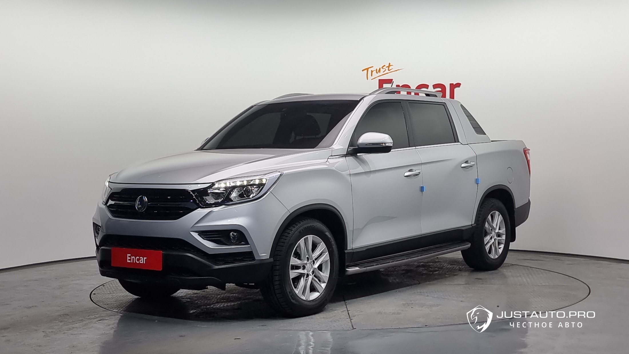 Автомобиль KG_Mobility_Ssangyong Rexton