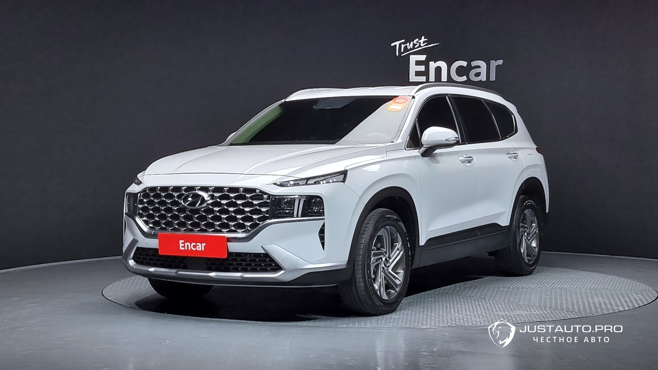 Автомобиль Hyundai Santafe