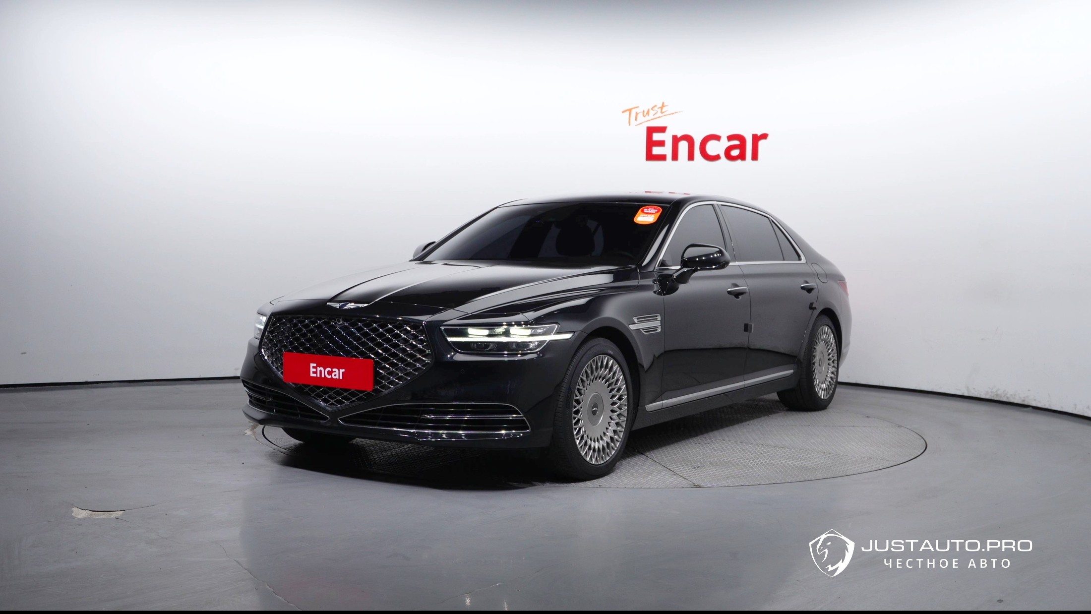 Автомобиль Genesis G90