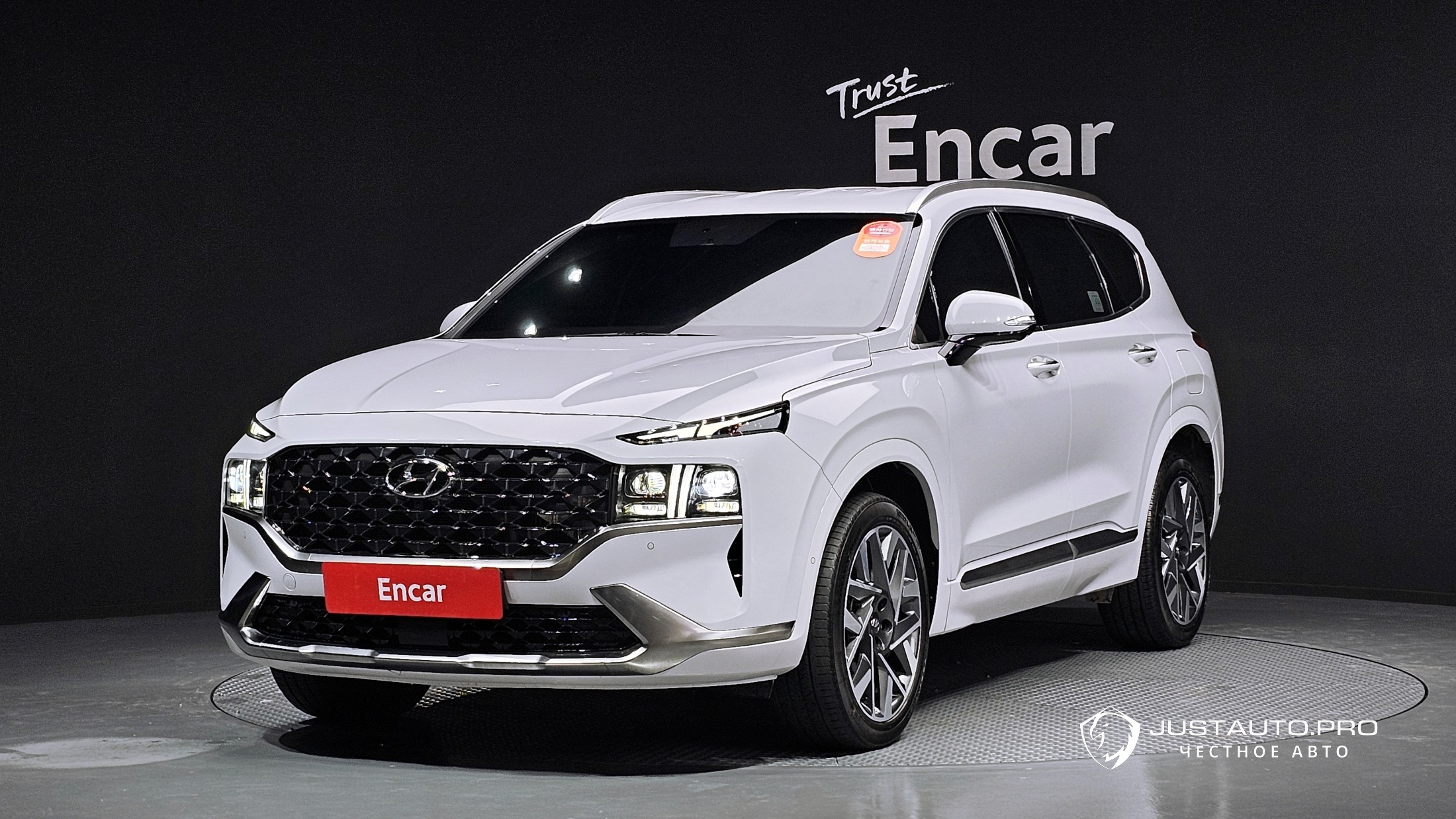 Автомобиль Hyundai Santafe